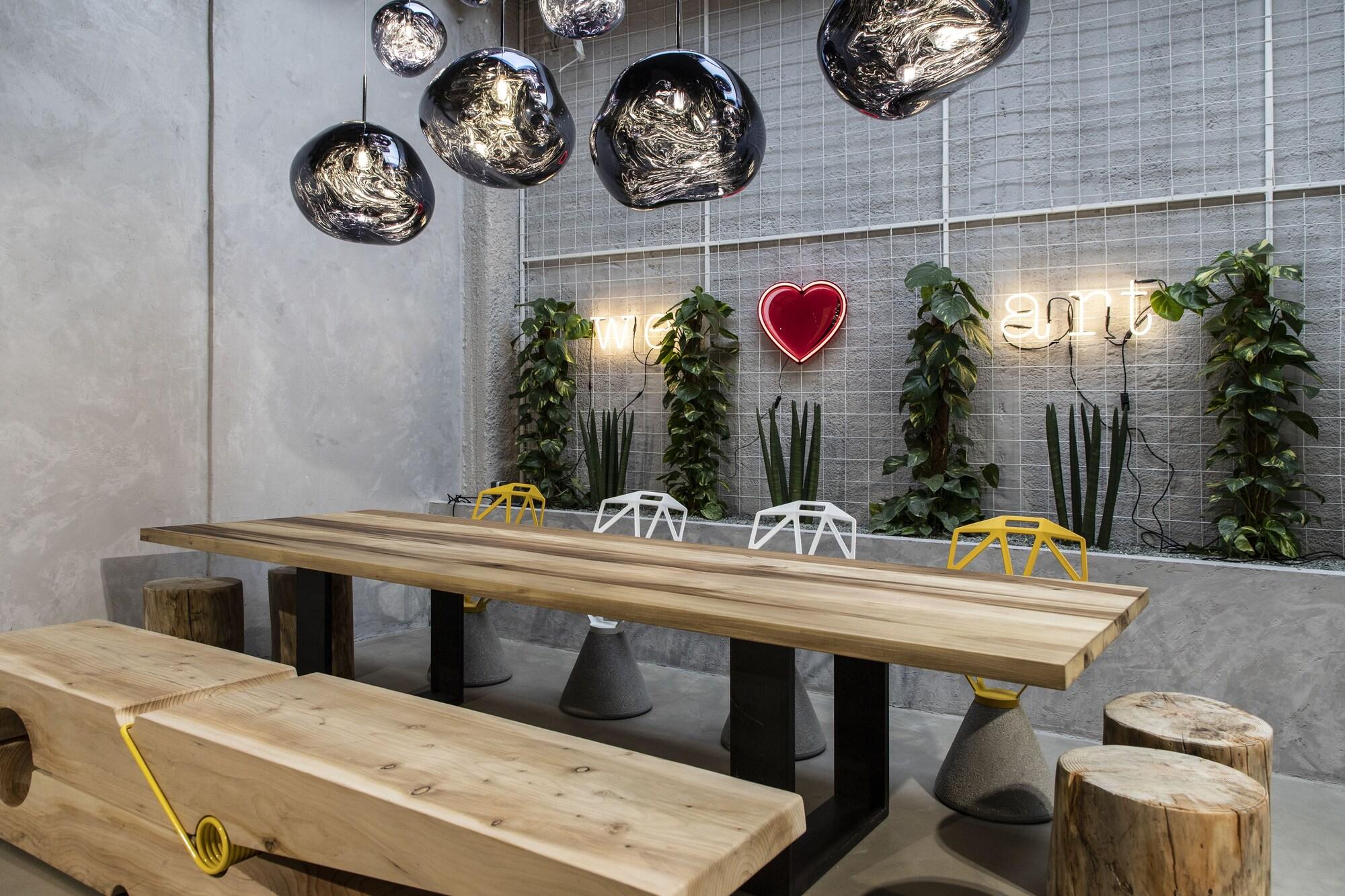 Restaurant 14 Reasons Why