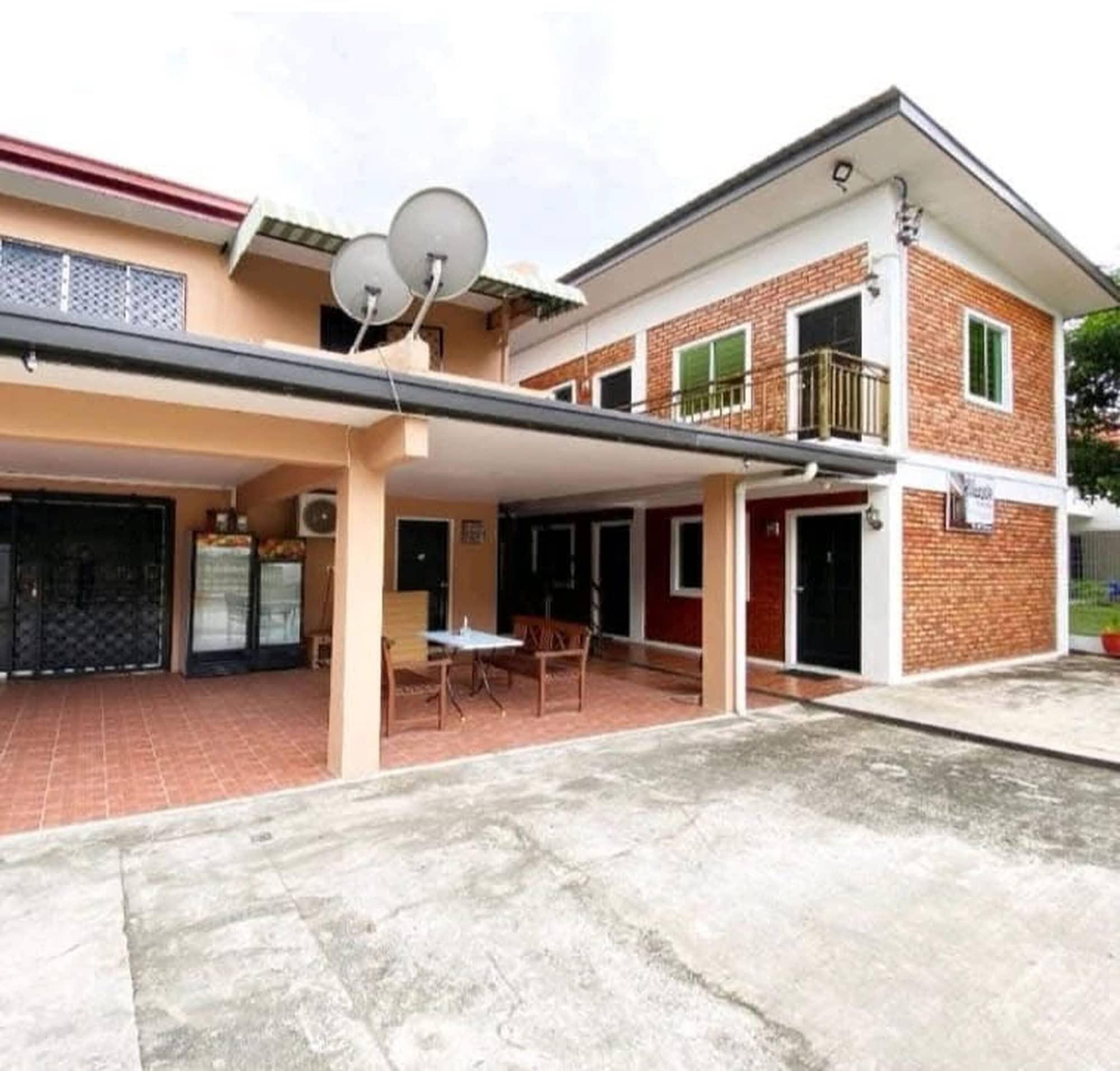 Varios OYO 91257 Classic Homestay Keningau