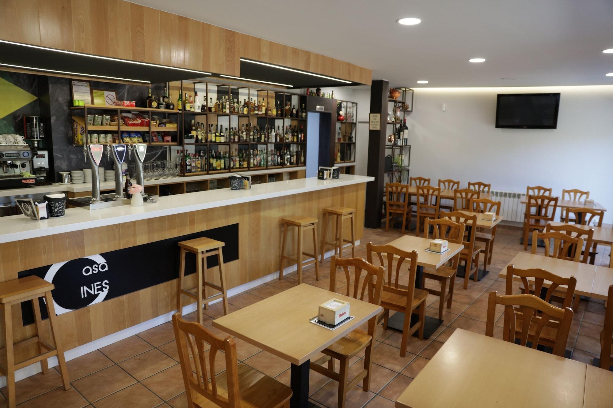 Restaurant Pensión Casa Cines Restaurante