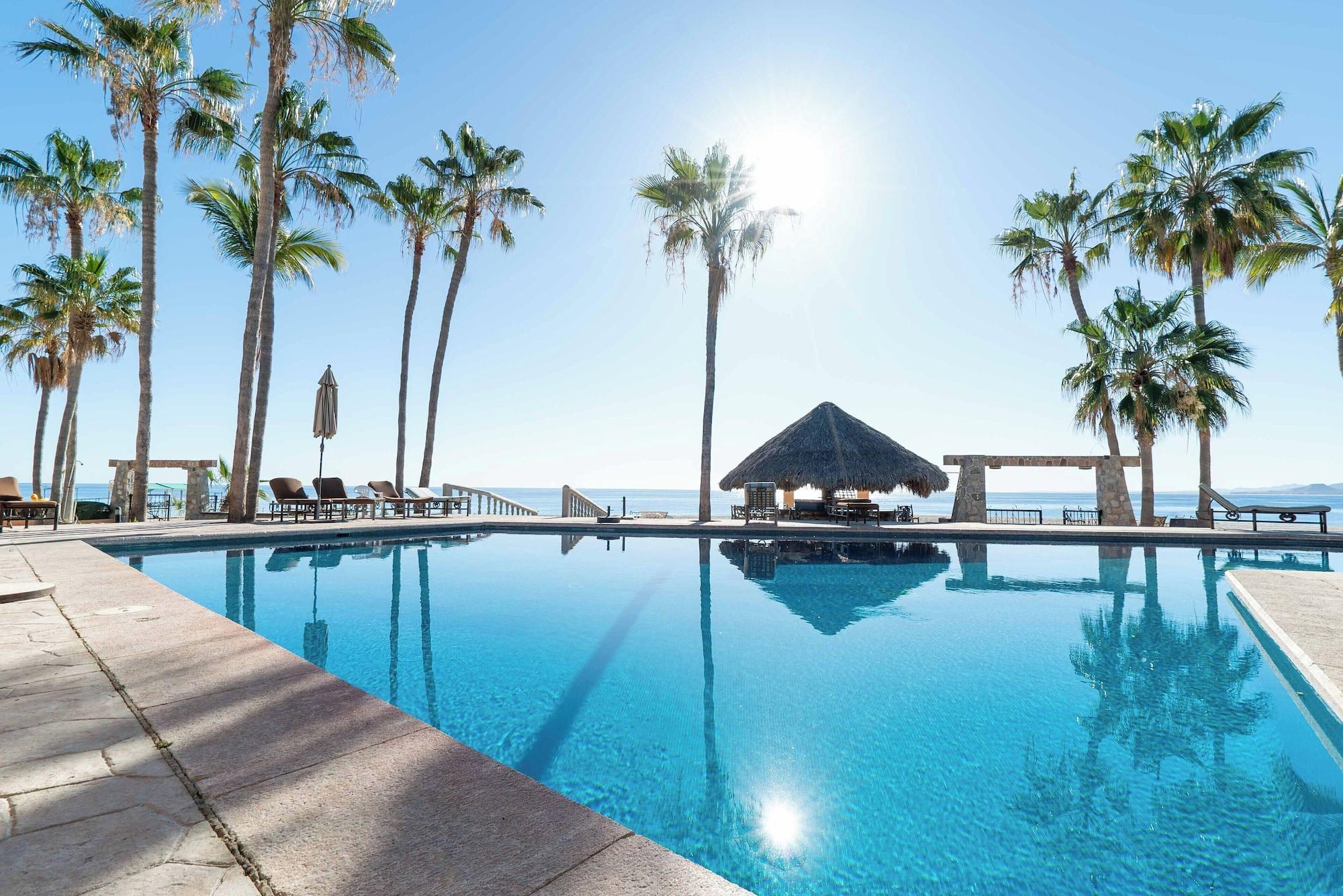 Vista Exterior Playa del Sol