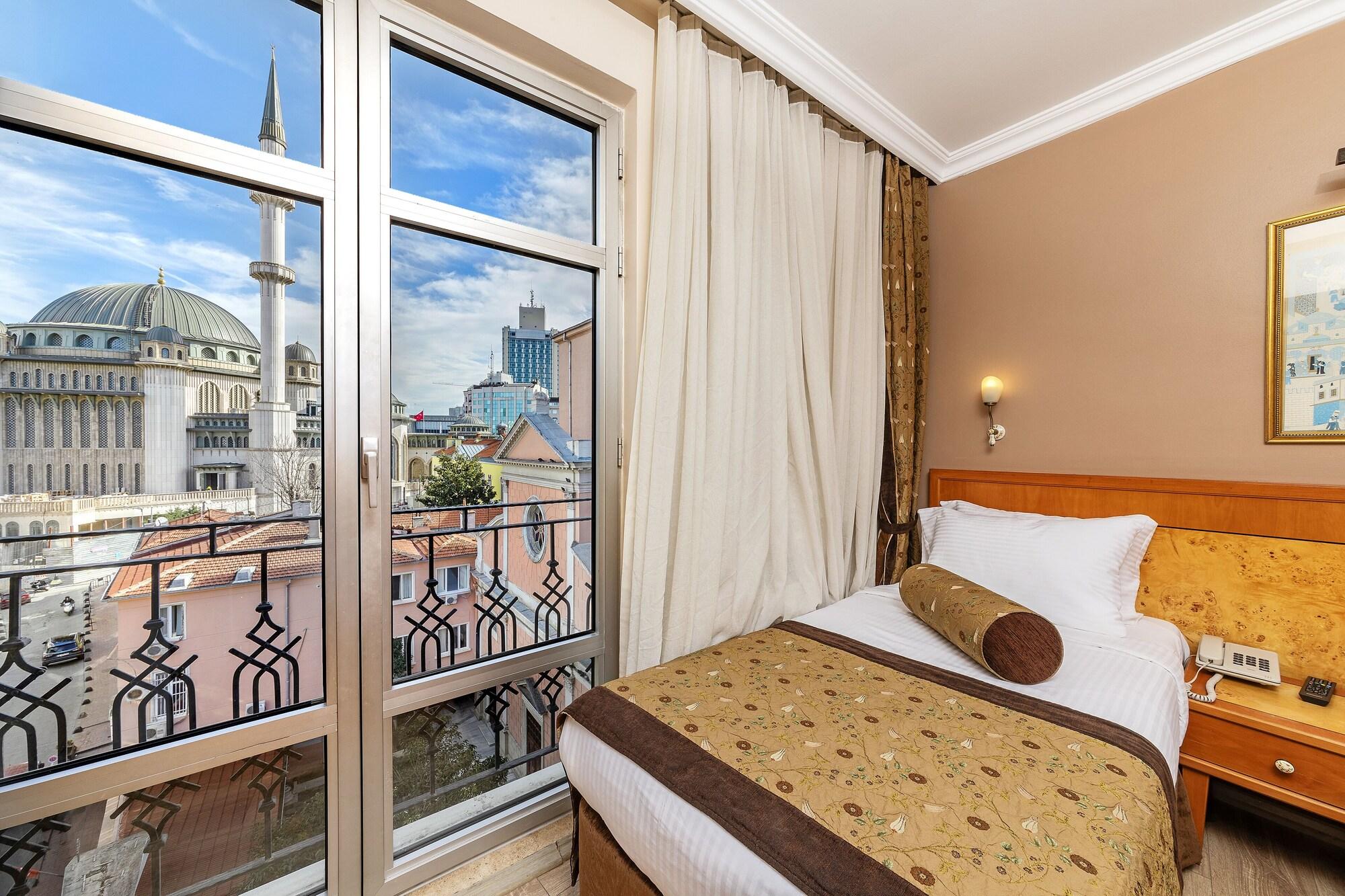 Equipamiento de Habitación Santa Ottoman Hotel