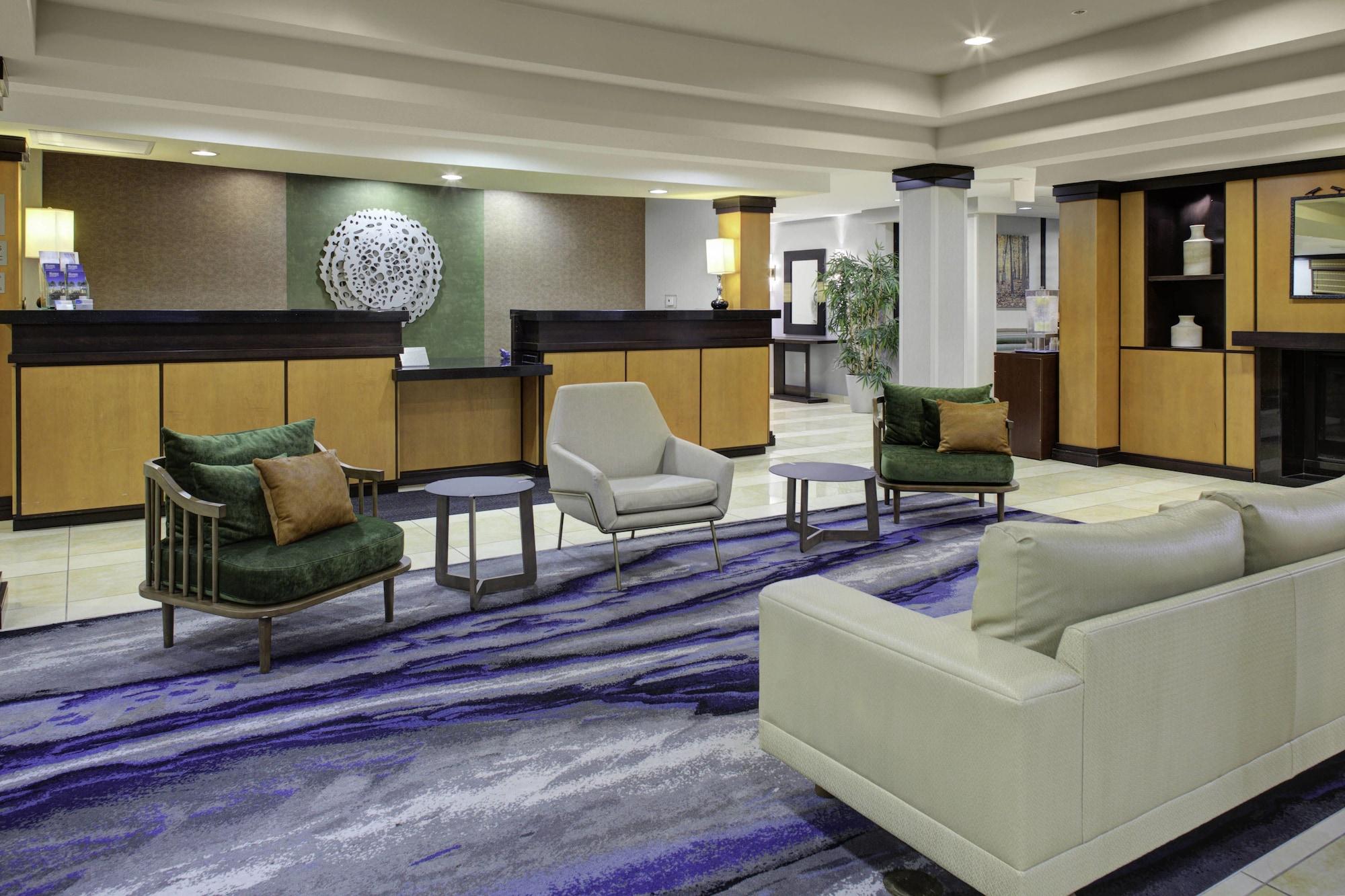 Vista do lobby Fairfield Inn & Suites Indianapolis Avon