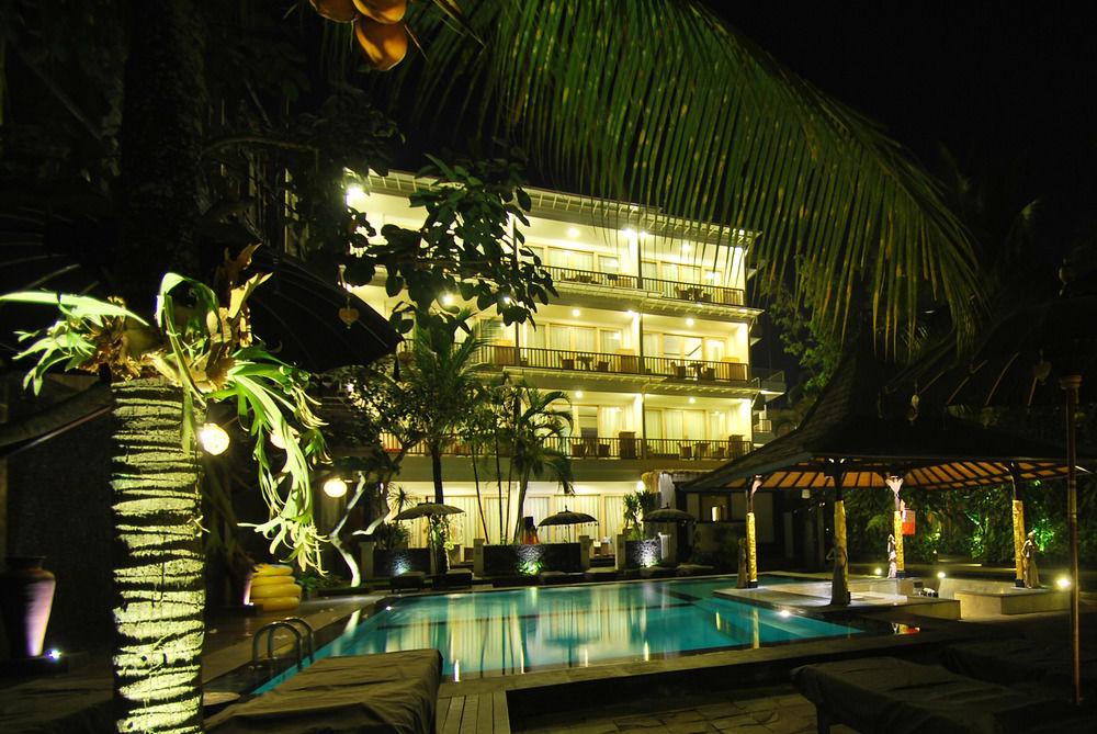Vista Exterior KajaNe Yangloni