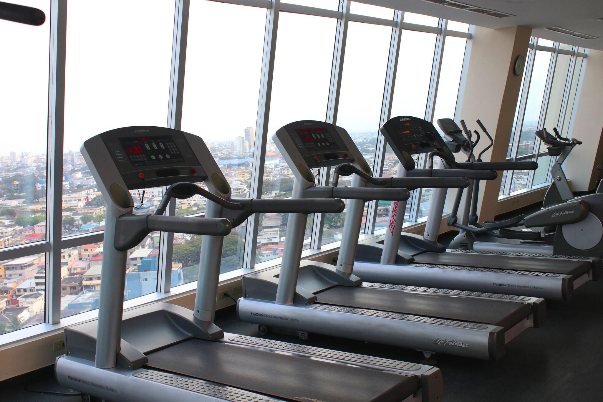 Gimnasio Courtyard by Marriott Guayaquil