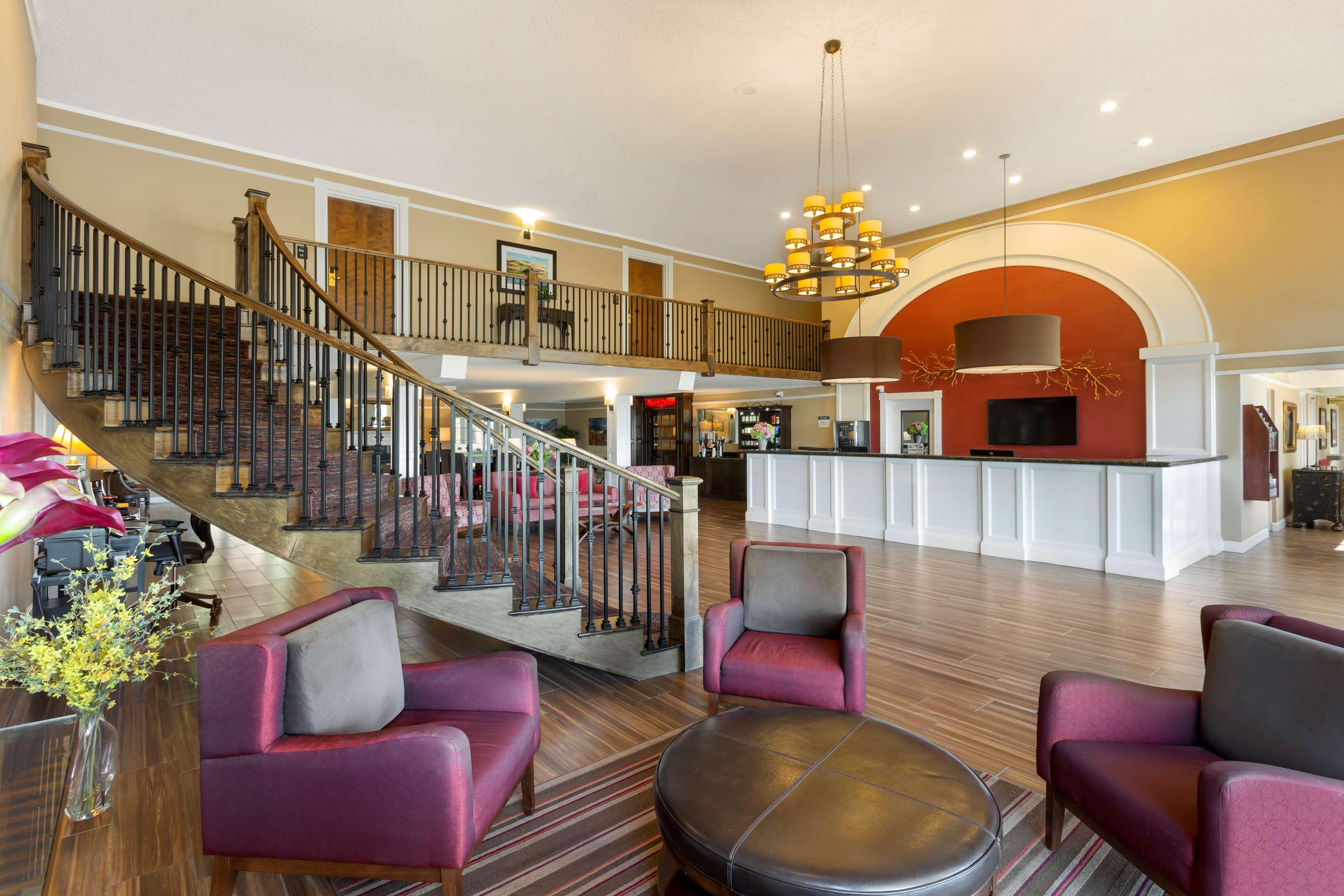 Vista Lobby Best Western Plus Burley Inn & Convention Center