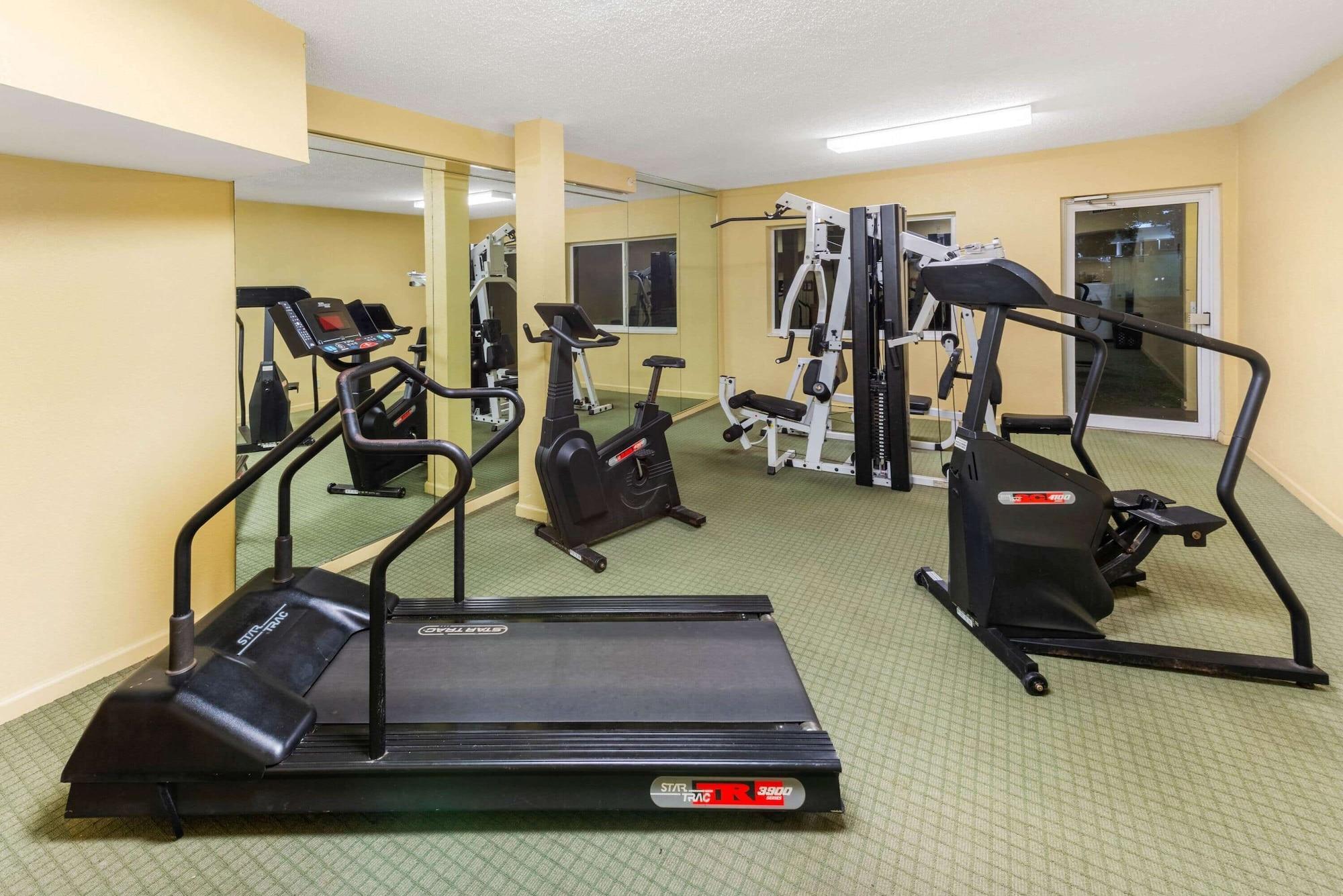 Gimnasio La Quinta by Wyndham Fort Lauderdale Pompano Beach