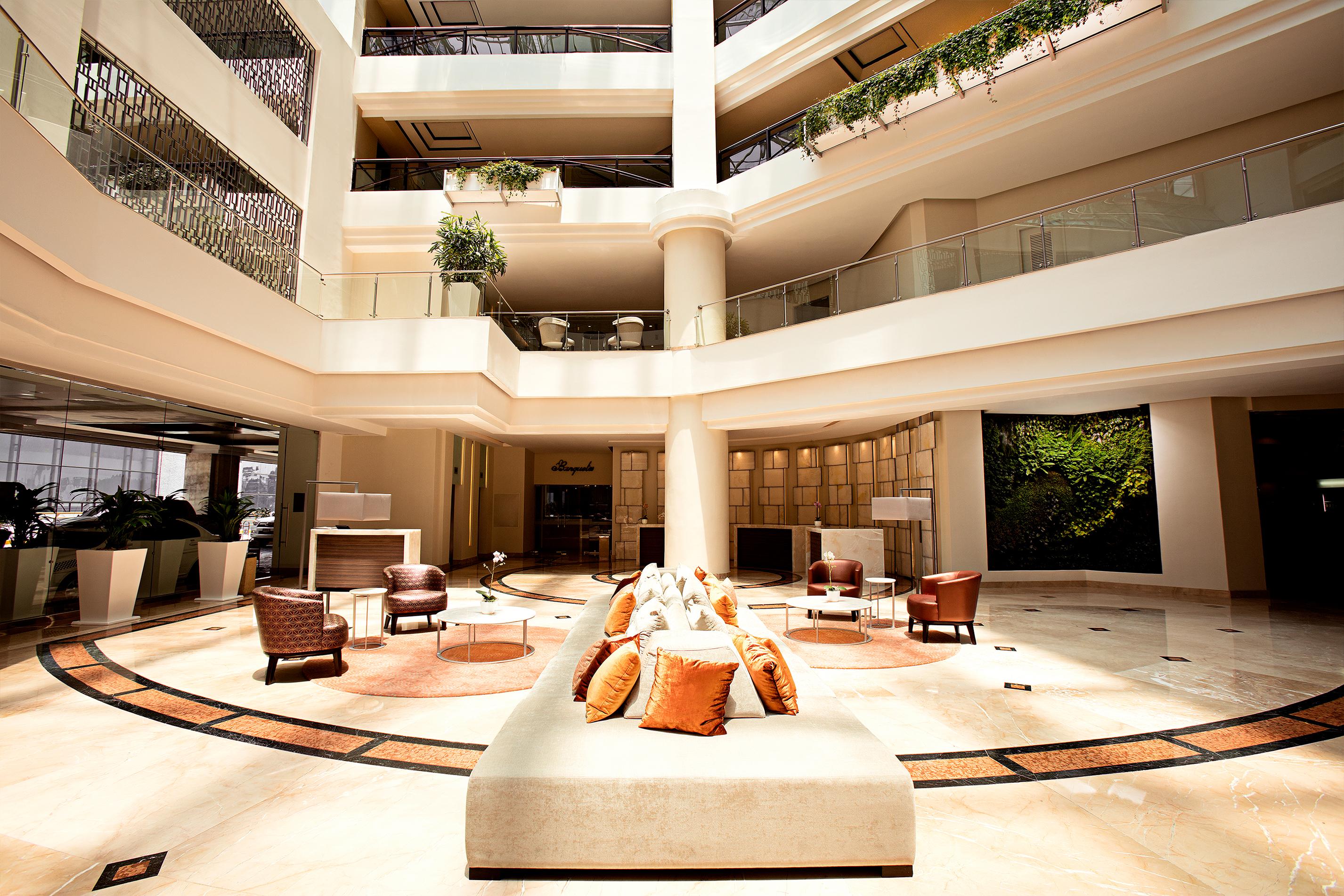 Vista Lobby Tikal Futura Hotel & Convention Center