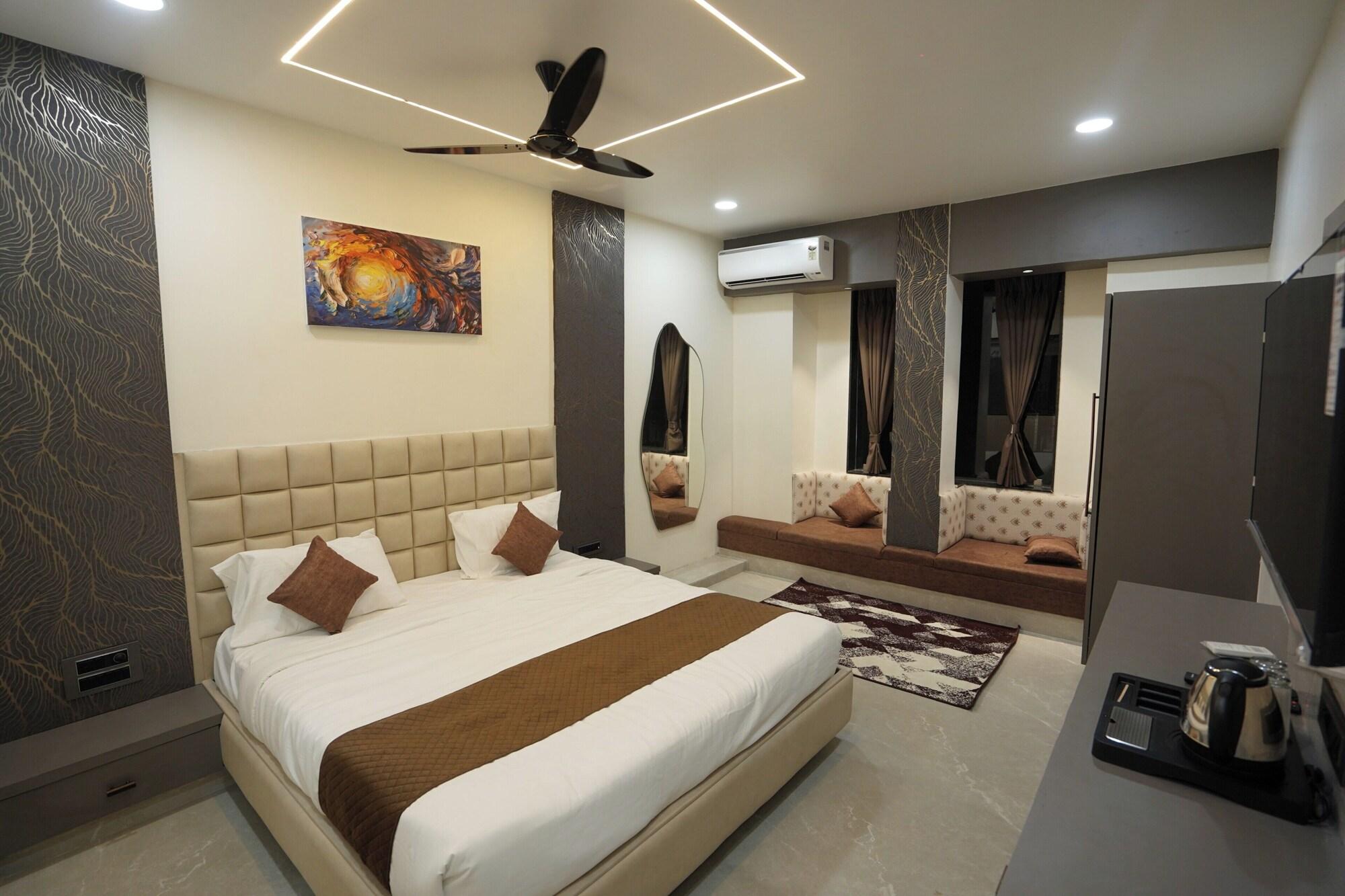 Varios Ace Inn Hotel