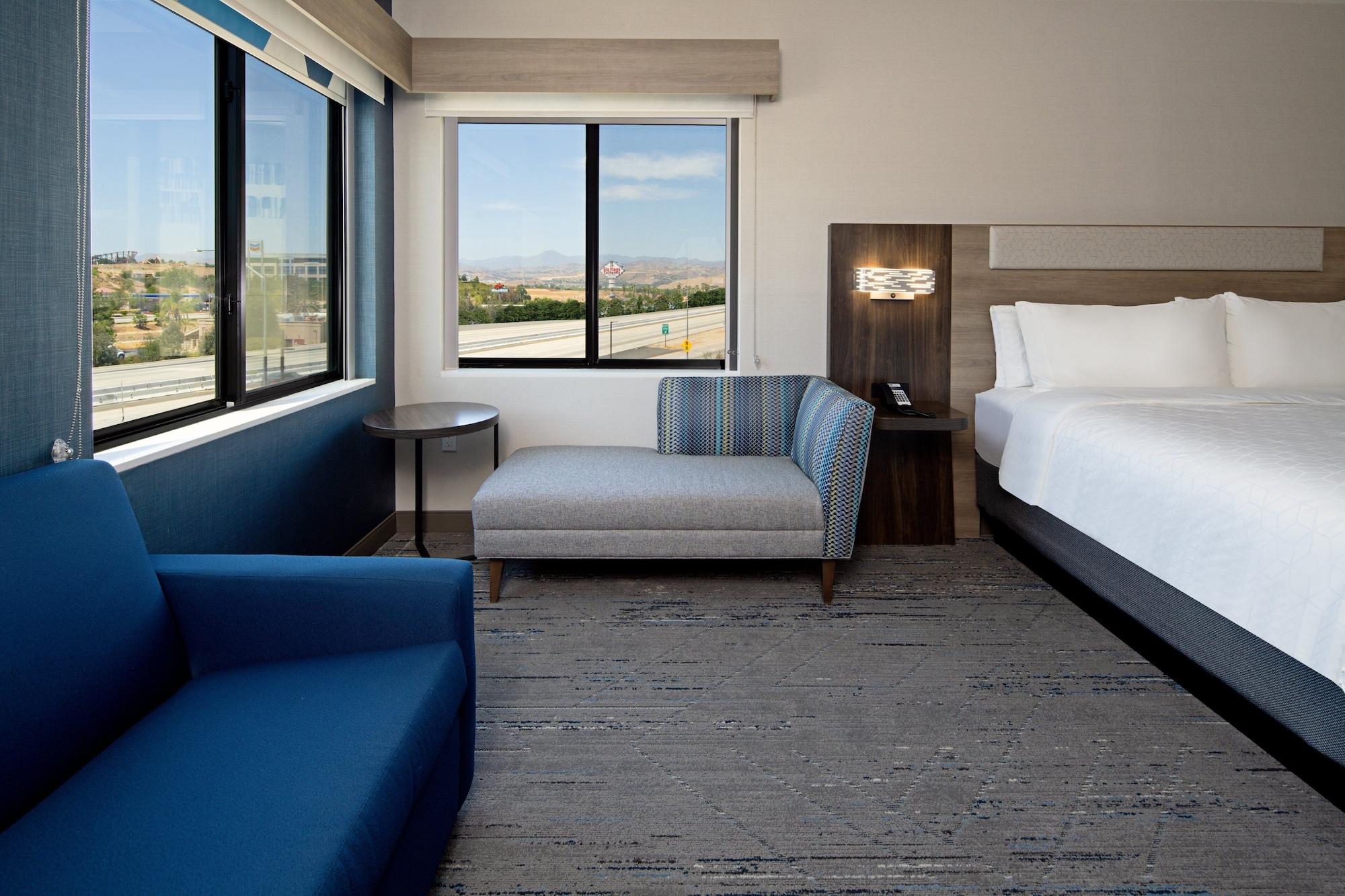 Vista Exterior Holiday Inn Express & Suites Valencia - Santa Clarita by IHG