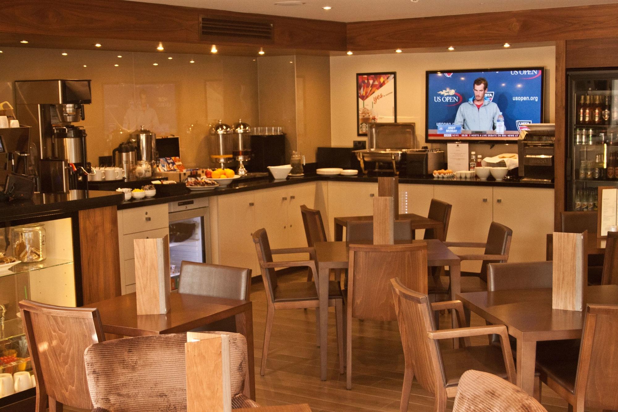 Vista Lobby Best Western Pontypool Metro Hotel