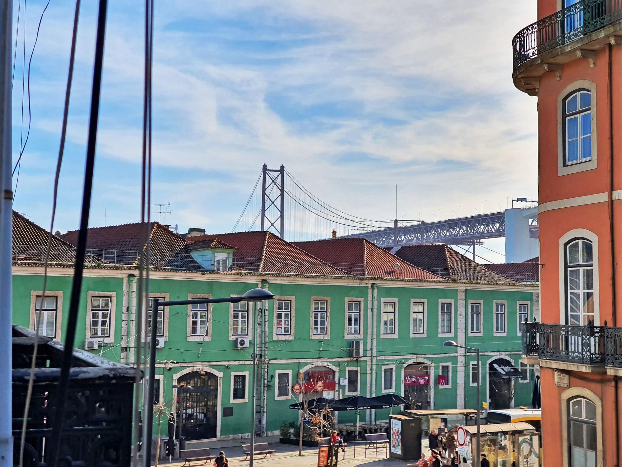 Vista Exterior C&O Guest House Alcântara-Lisbon