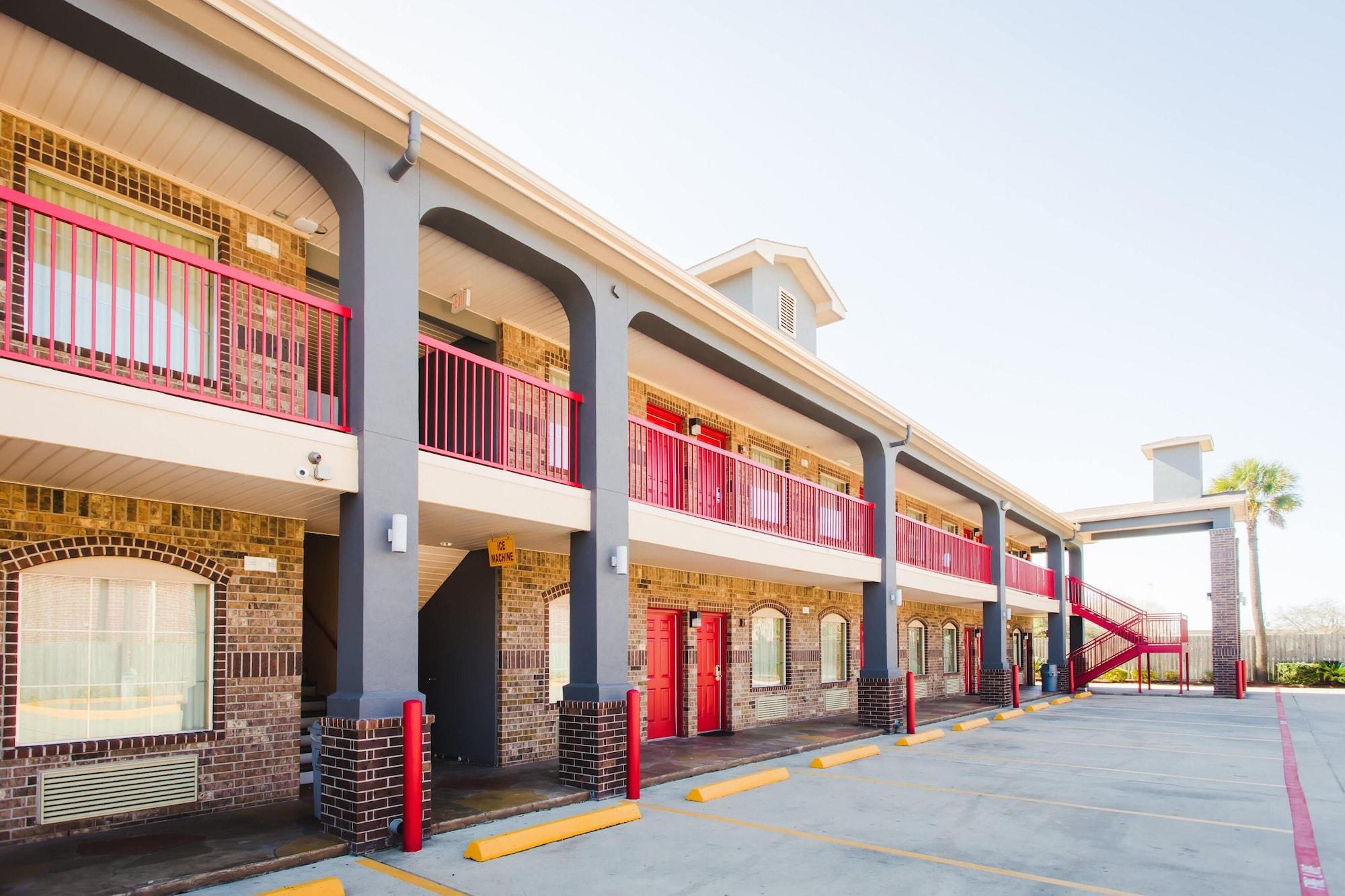 Vista Exterior Home Place Inn