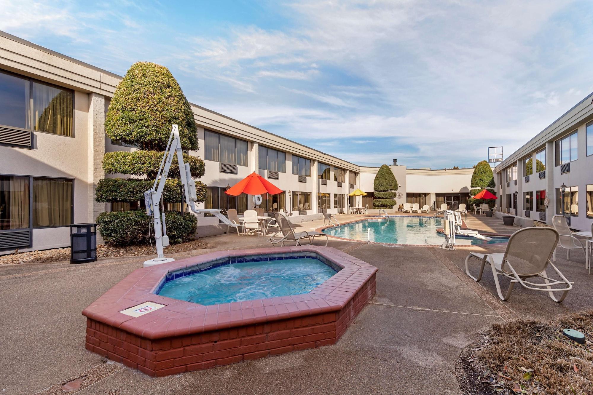 Spa Best Western Plus Madison-Huntsville Hotel