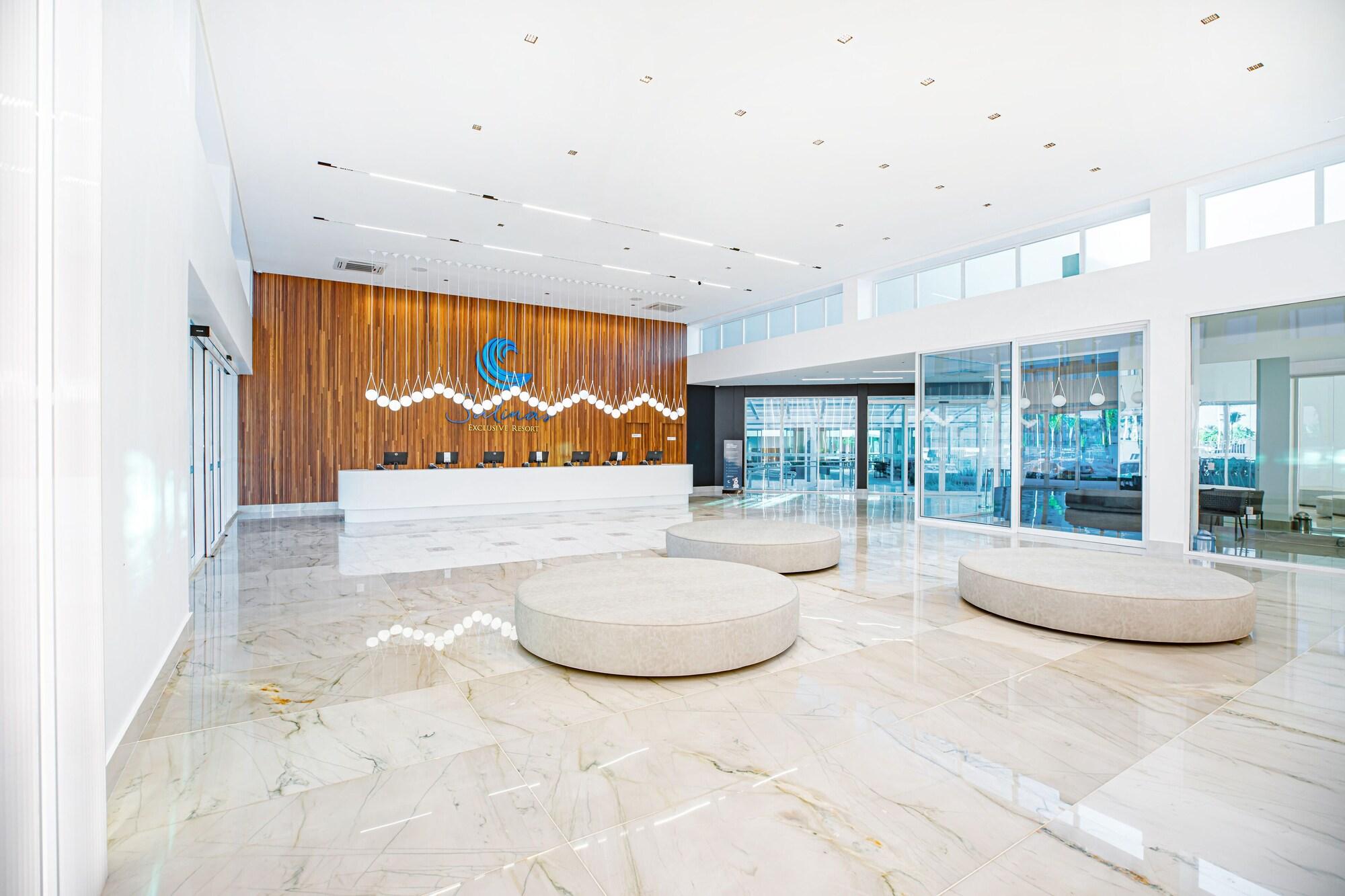 Vista Lobby Salinas Exclusive Resort - GAV Resorts