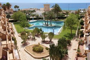 Alquiler Vacacional - Modern apartment with great pool, next to harbour, boulevard and beach