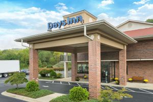 Alojamiento - Days Inn by Wyndham Asheville Downtown North