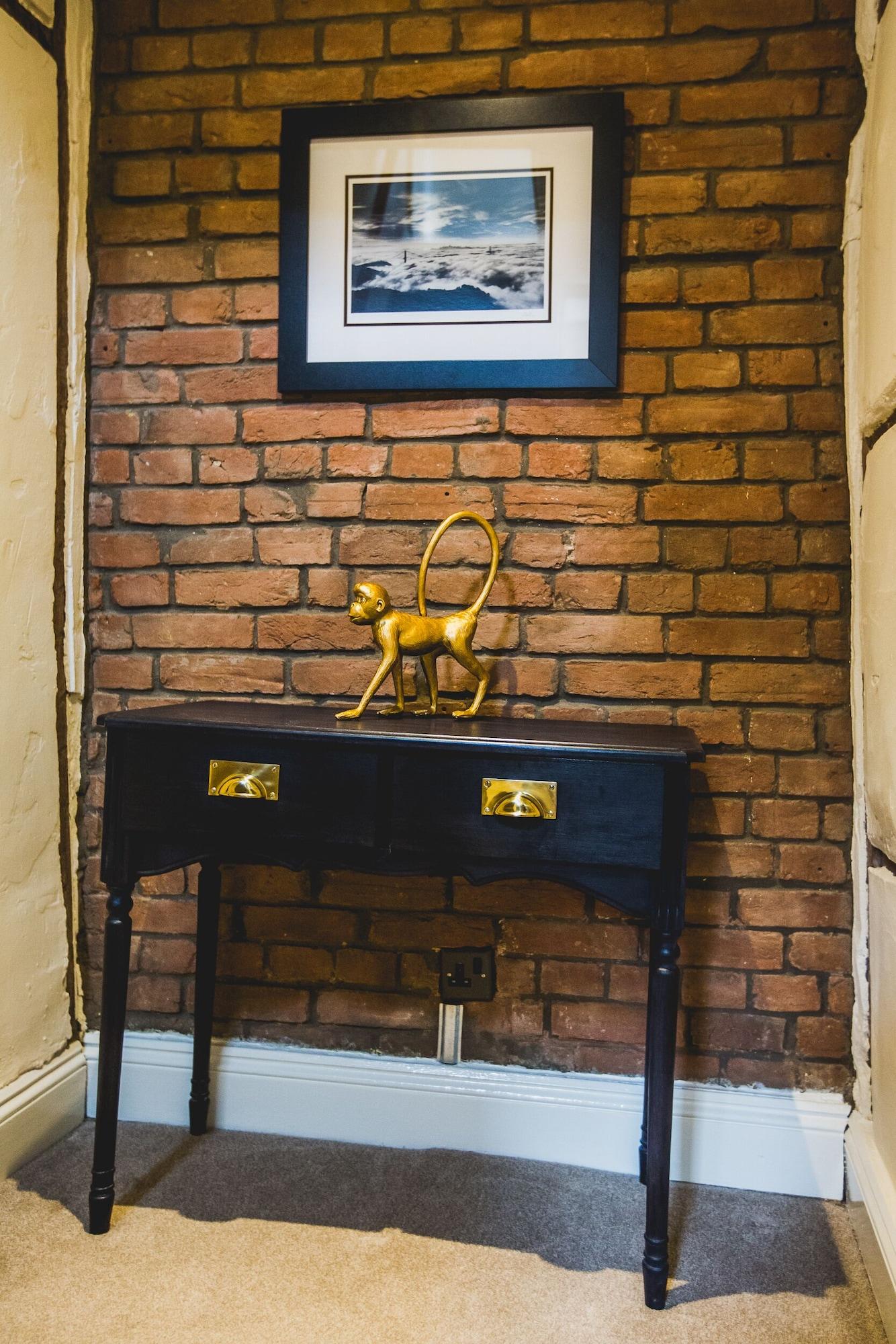 Varios No.8 Accommodation