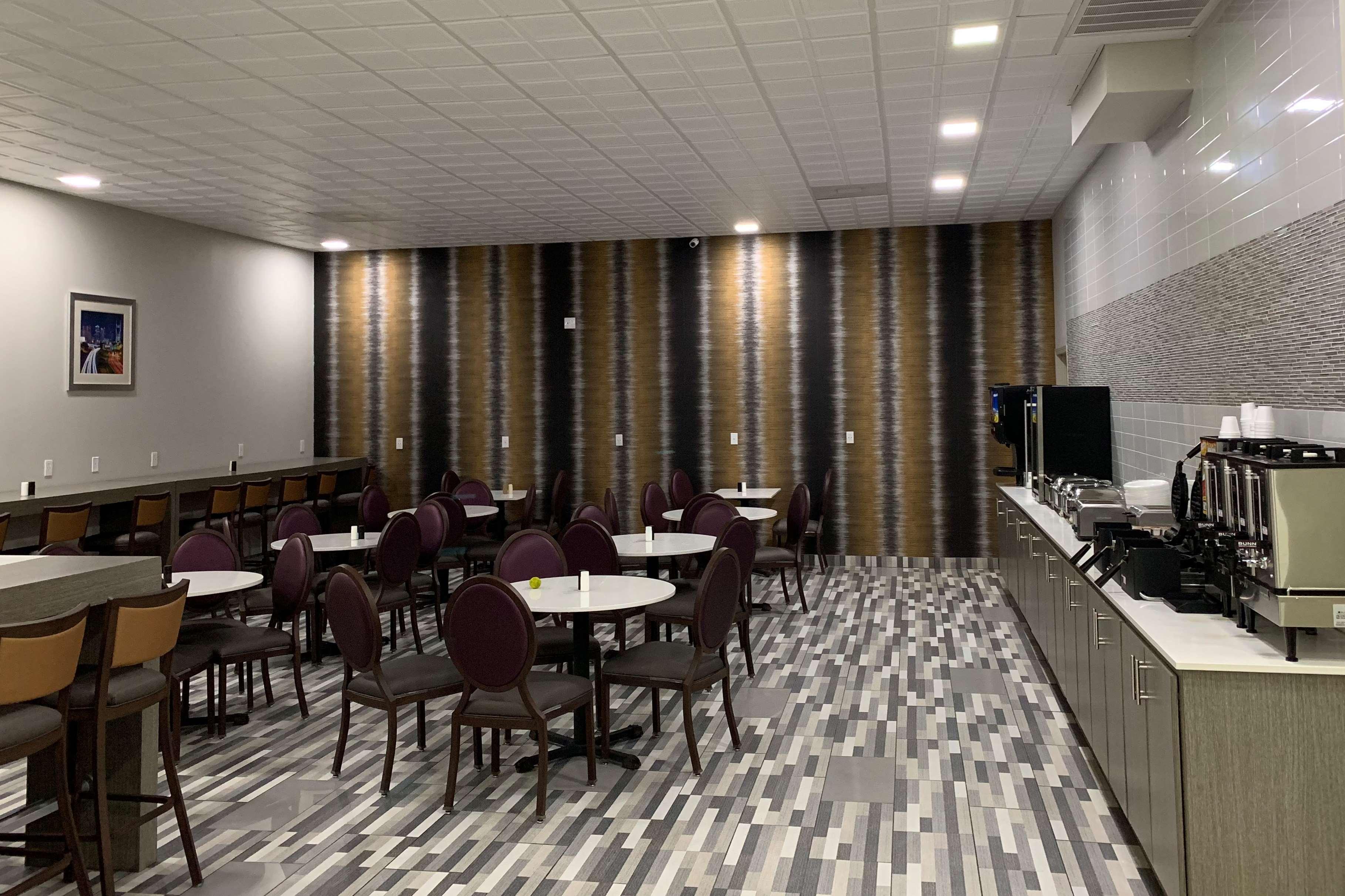 Restaurant Knights Inn Nashville