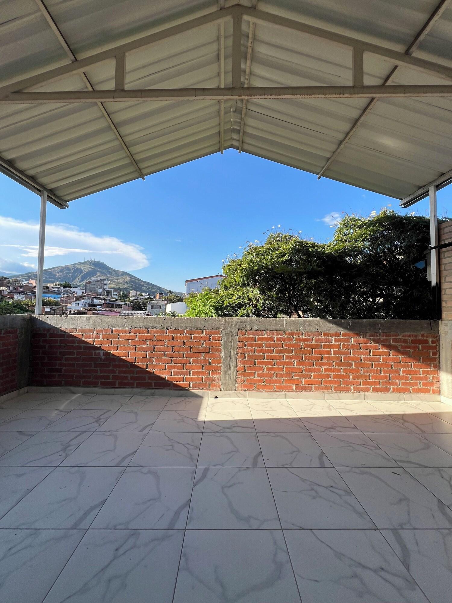 Varios The Cayetano House