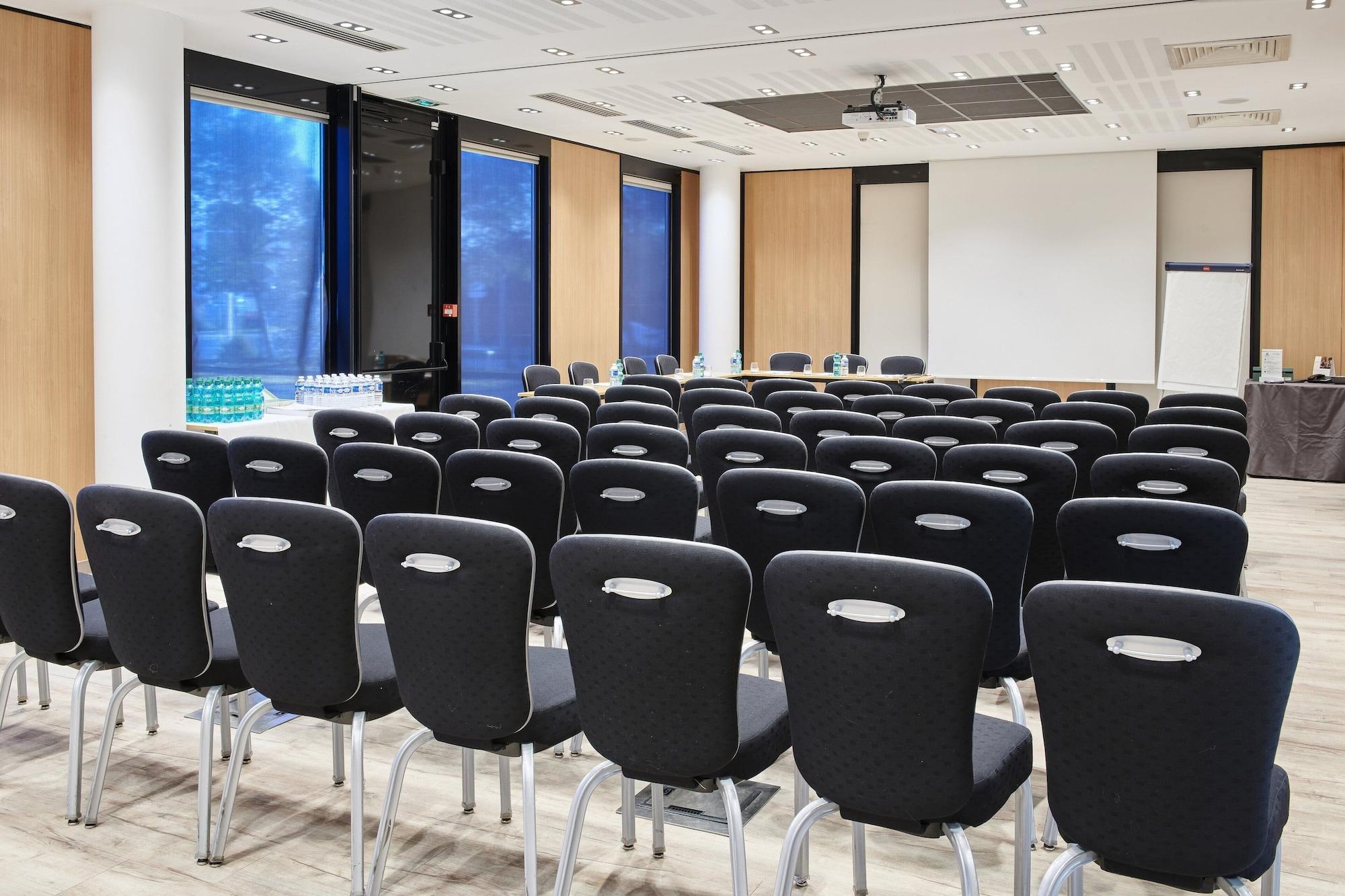 Sala de Reuniones Holiday Inn Bordeaux Sud - Pessac by IHG