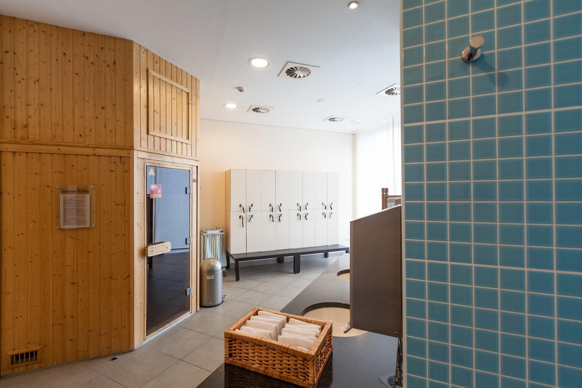 Spa Crowne Plaza Brussels Airport by IHG
