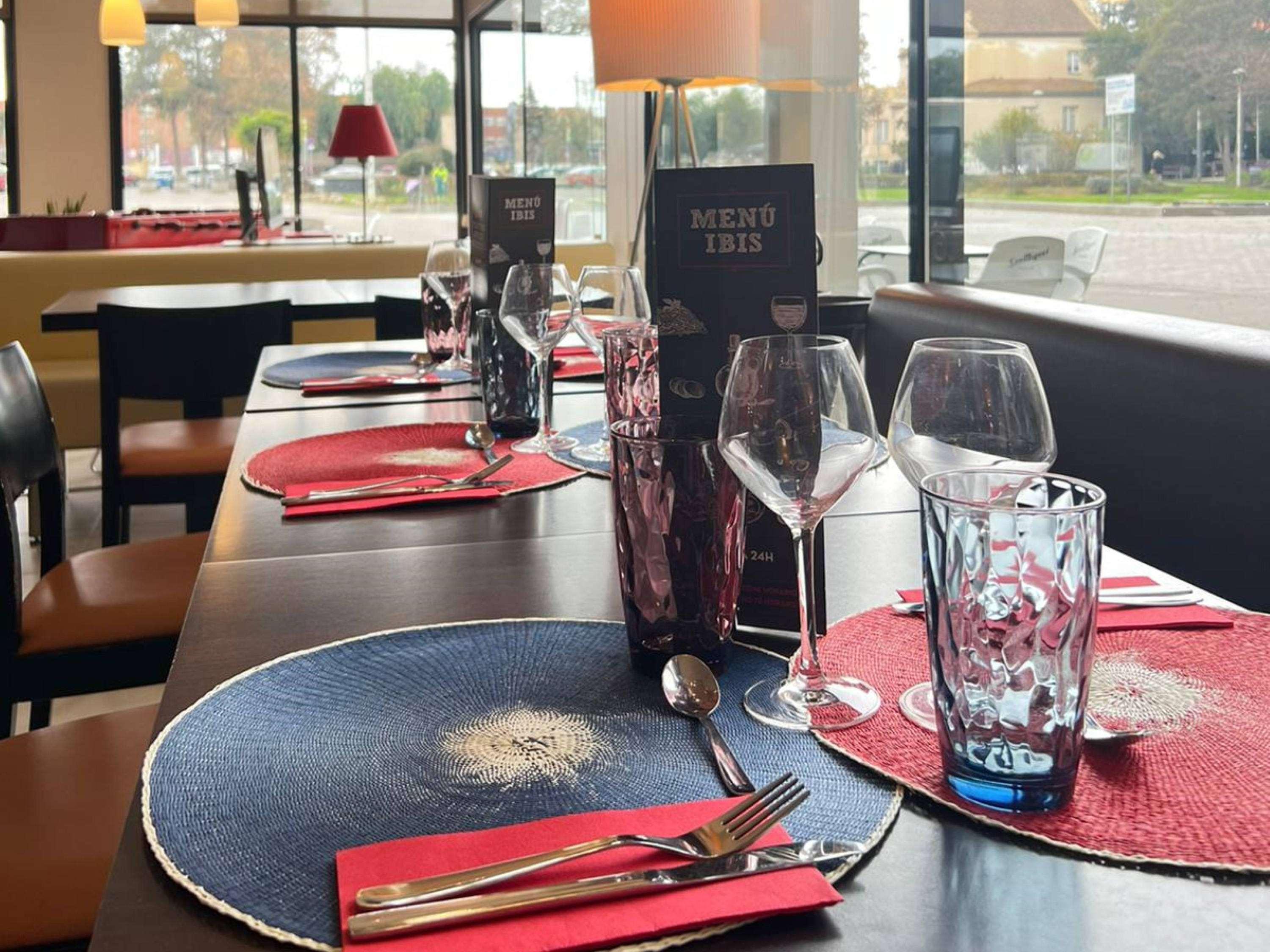 Restaurant ibis Barcelona Ripollet