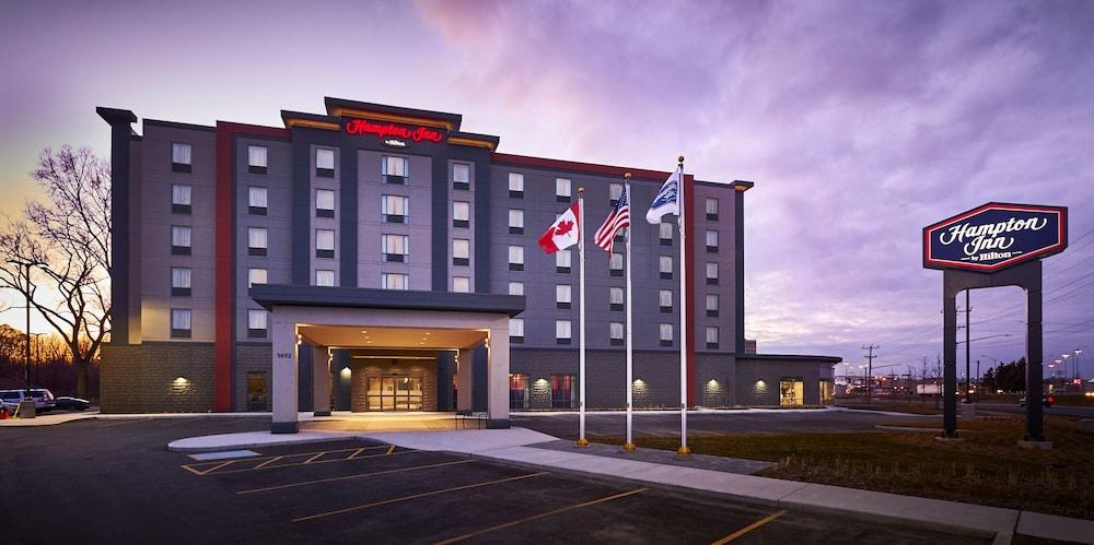 Vista Exterior Hampton Inn By Hilton Sarnia