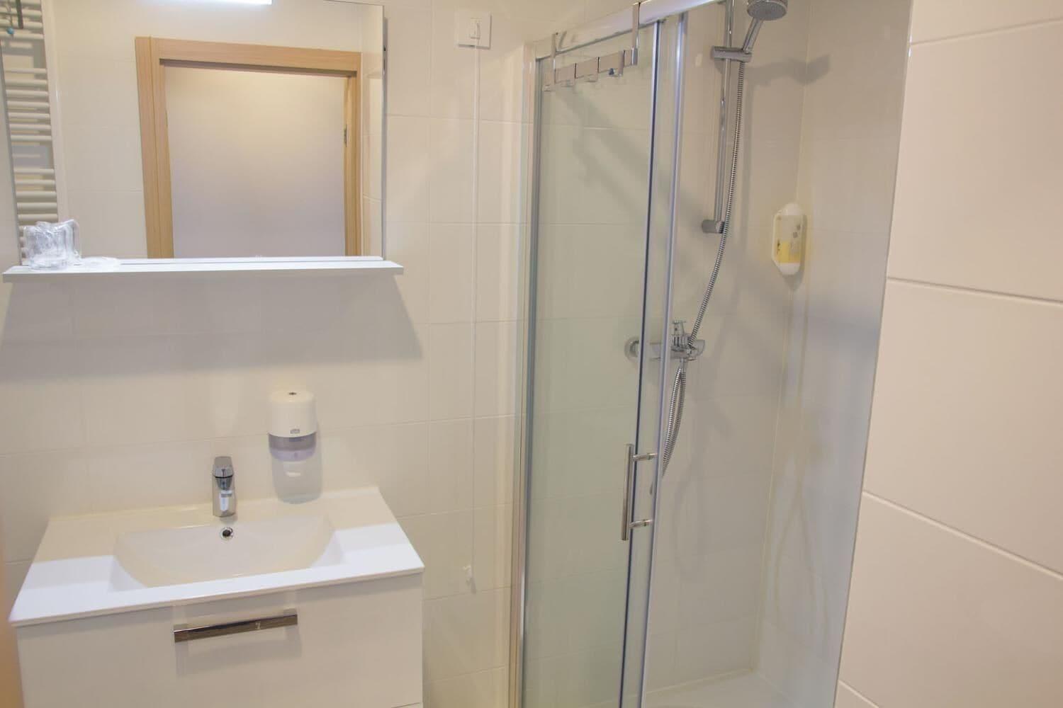 Equipamiento de Habitación Hotel Lika Jug