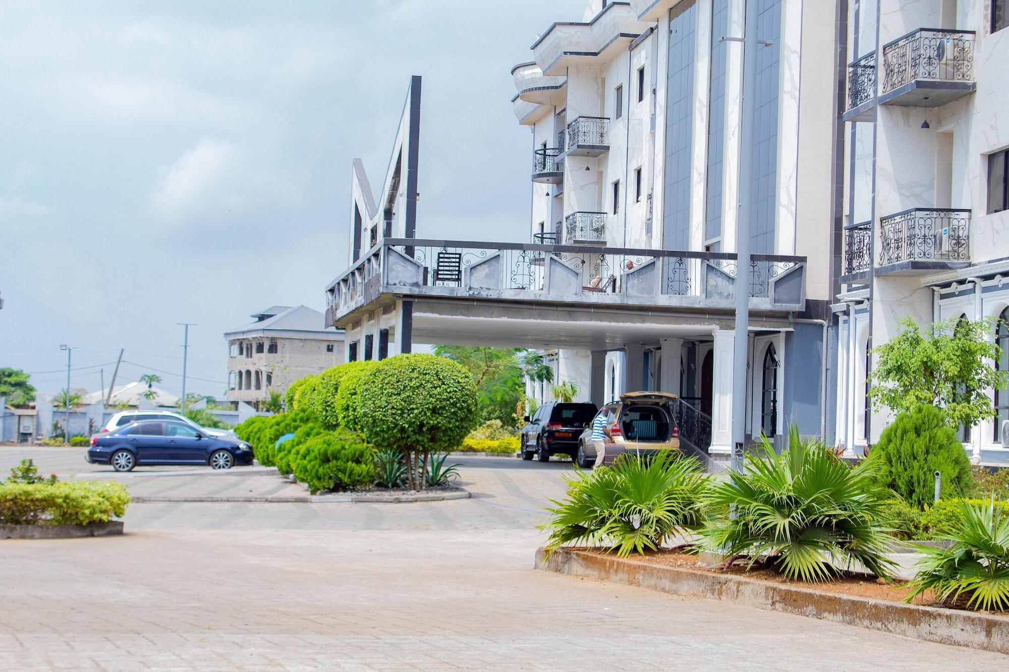 Vista Exterior Marcsons Hotels and Resorts