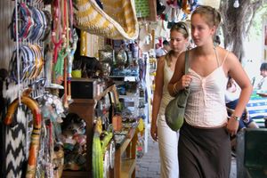 Actividad - De compras por Ixtapa Zihuatanejo y tour panorámico por la ciudad