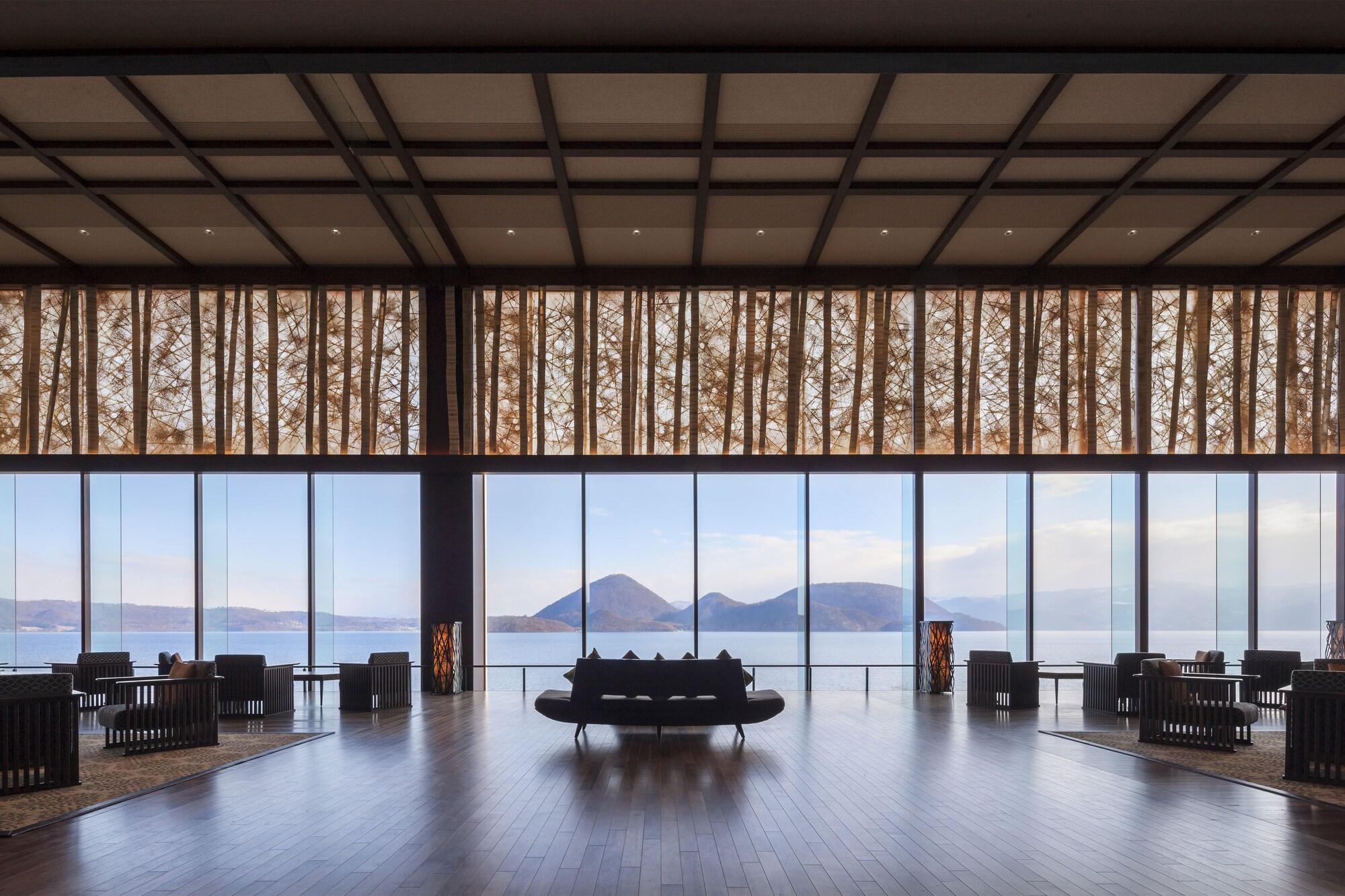Vista Lobby Toya Sun Palace Resort & Spa