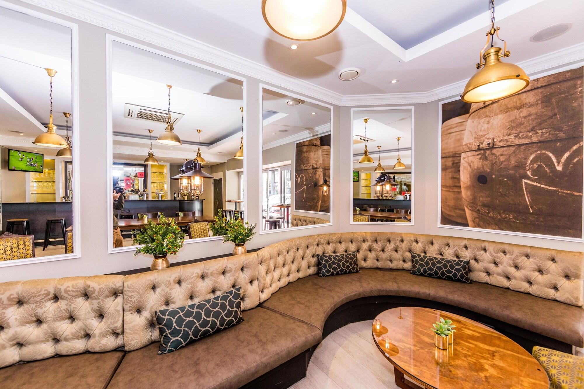 Bar/Salón The New Tulbagh Hotel