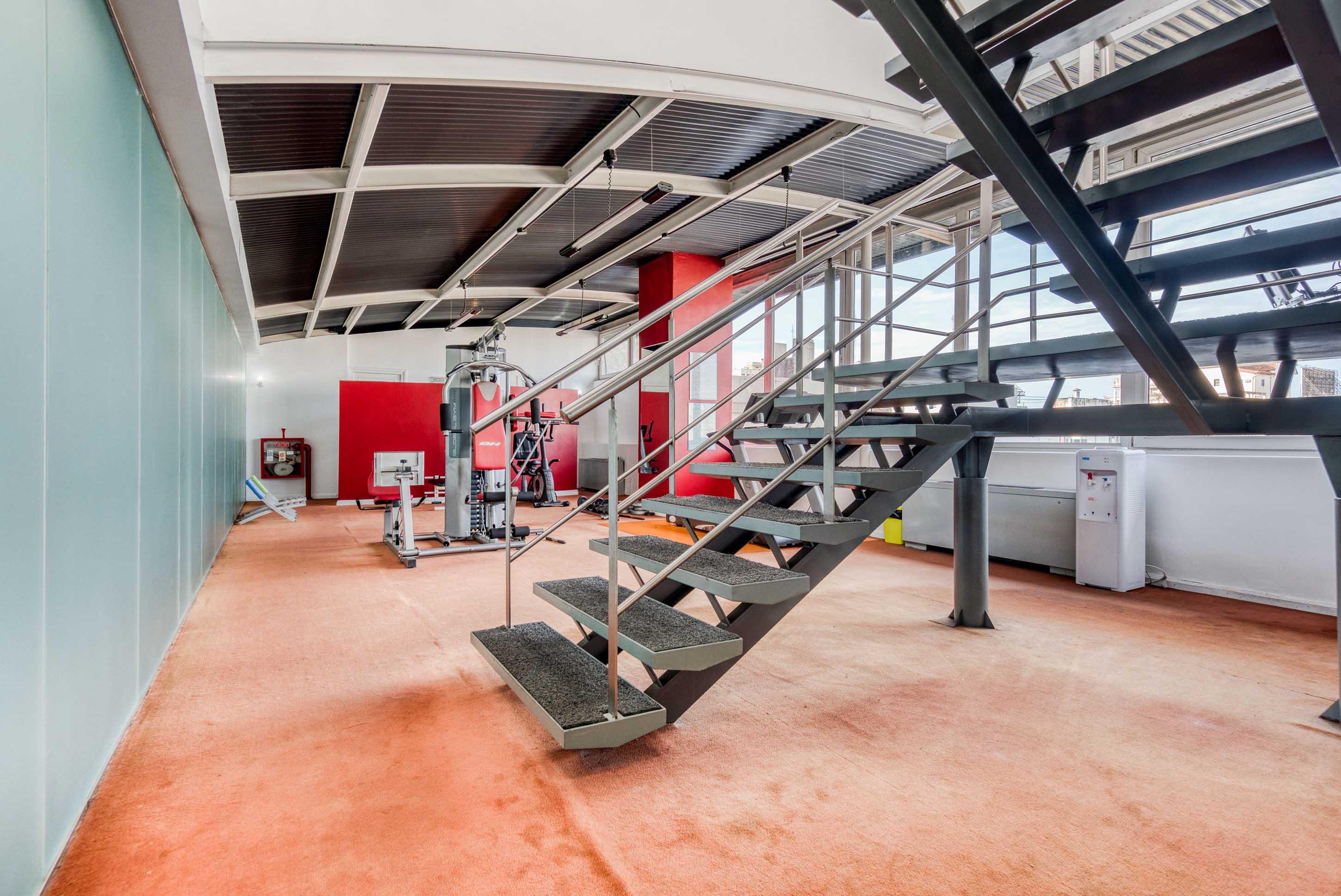 Gimnasio Broadway Hotel & Suites