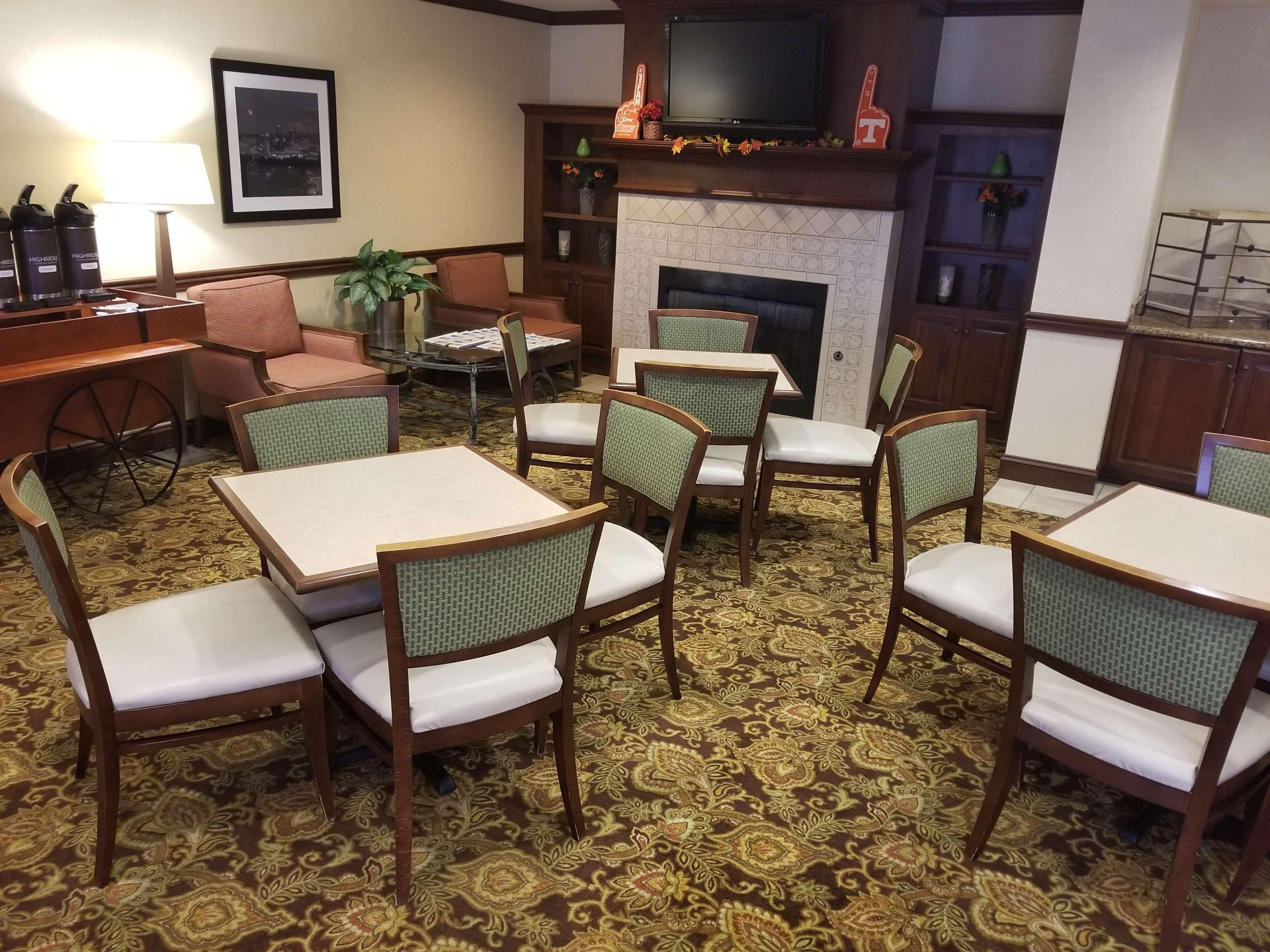 Restaurant Country Inn & Suites by Radisson, Knoxville at Cedar Bluff, TN
