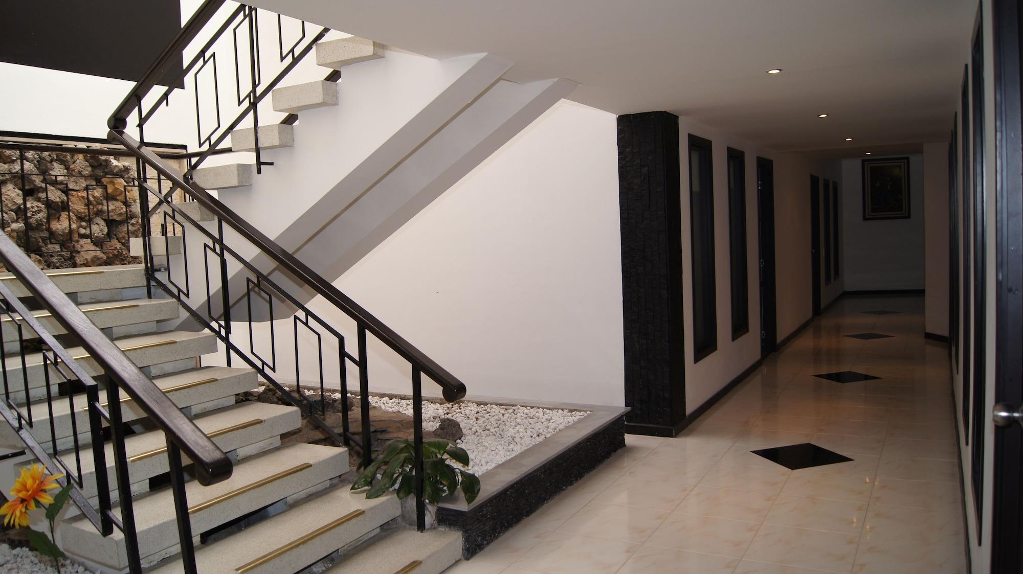 Varios Hotel Dorado Plaza