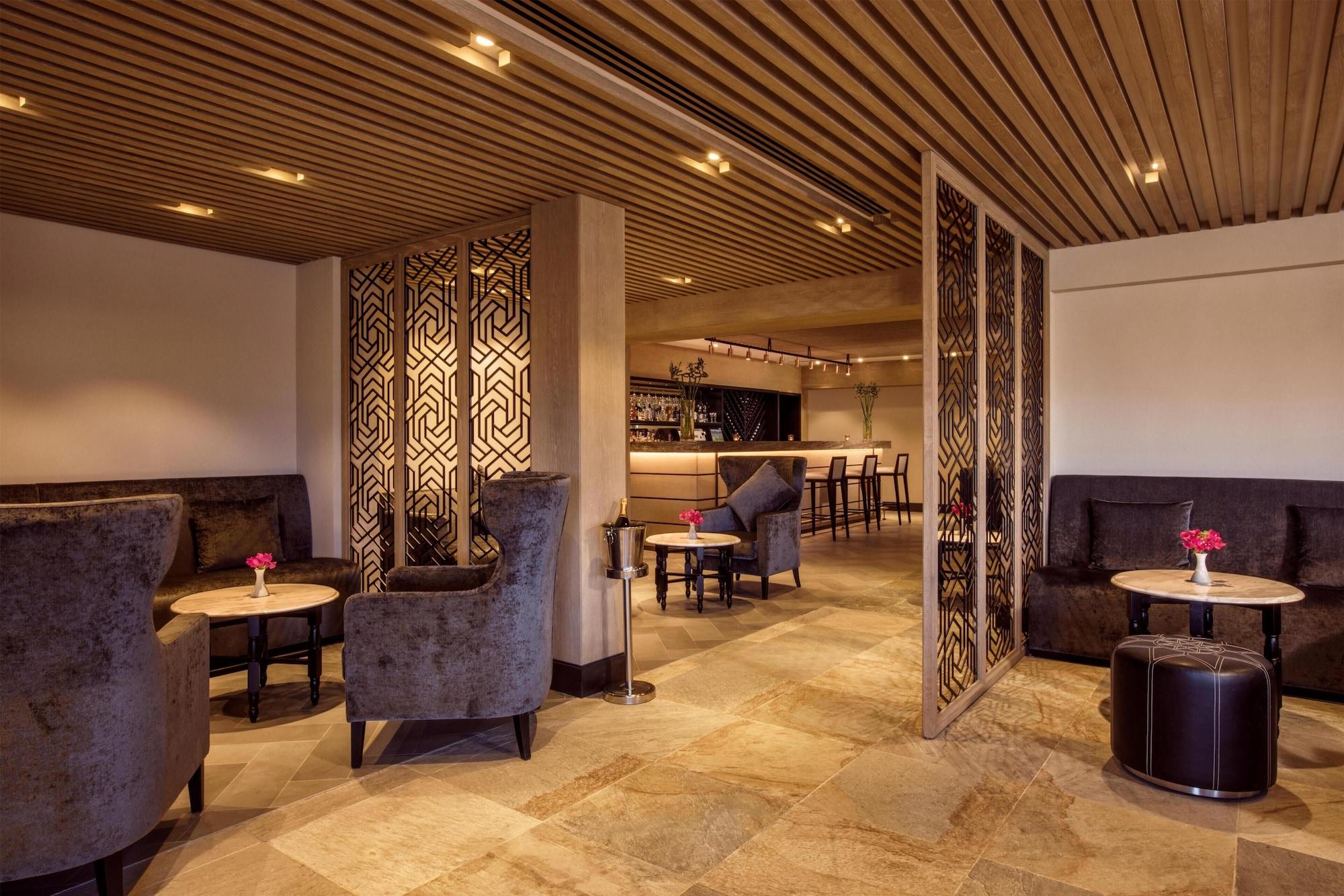 Vista Lobby JA Hatta Fort Hotel