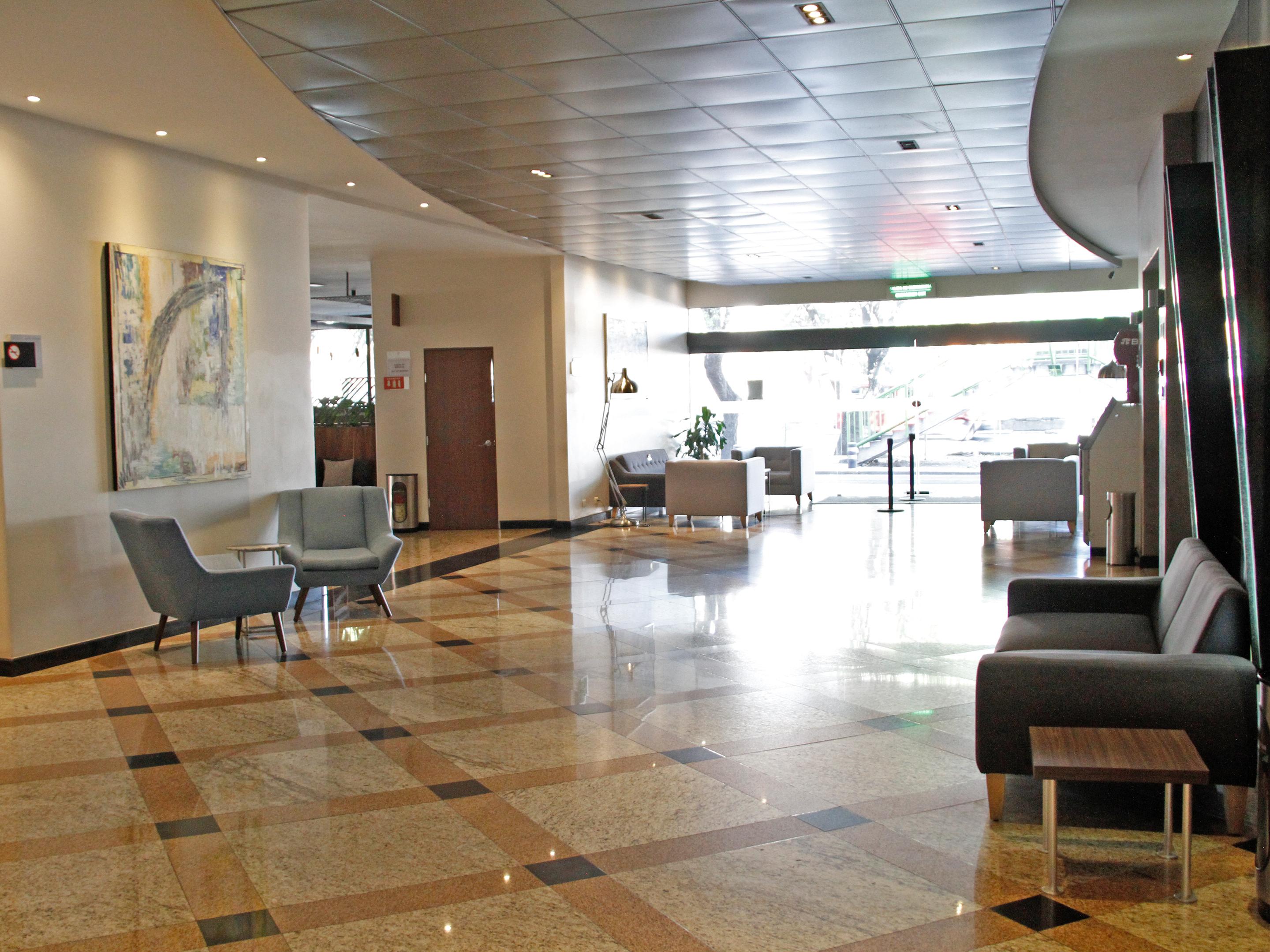 Vista Lobby Hotel Riazor Aeropuerto