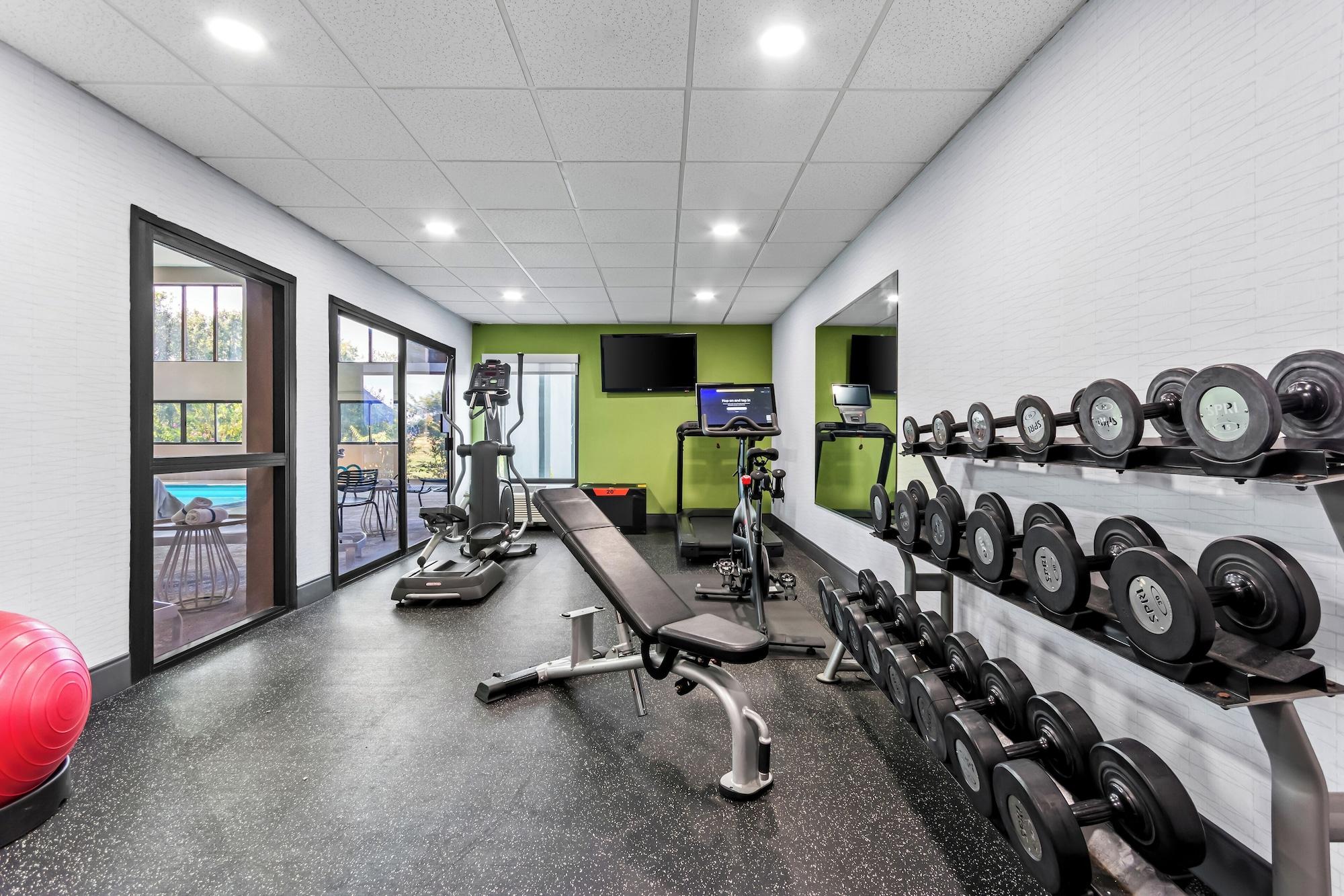 Gimnasio Spark by Hilton Bardstown