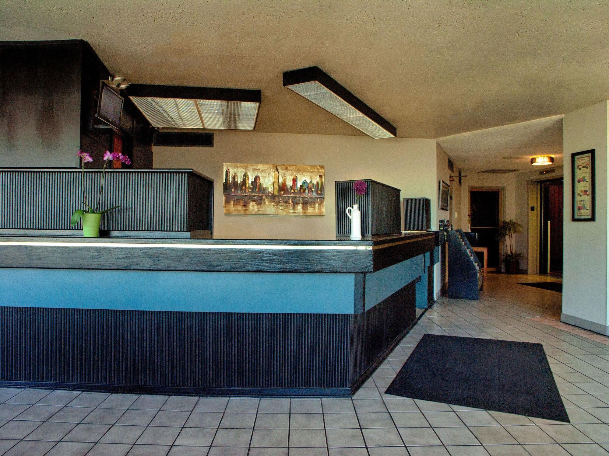 Vista Lobby Inn At The Convention Center