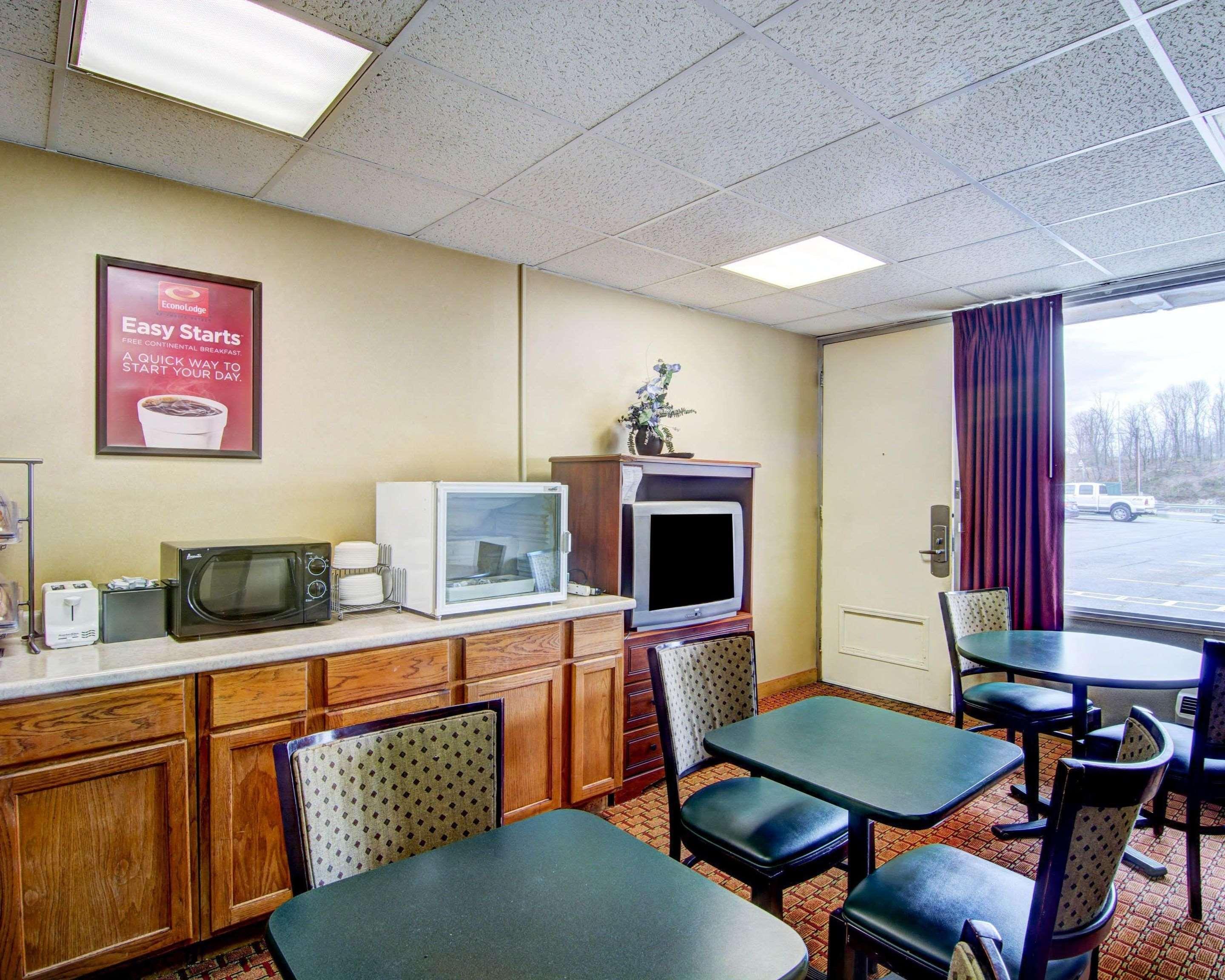 Restaurant Econo Lodge Wytheville I-77 & I-81