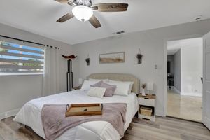 Alquiler Vacacional - Boca Beauty - Stylish Home With Pool 3 Bedroom Home by RedAwning