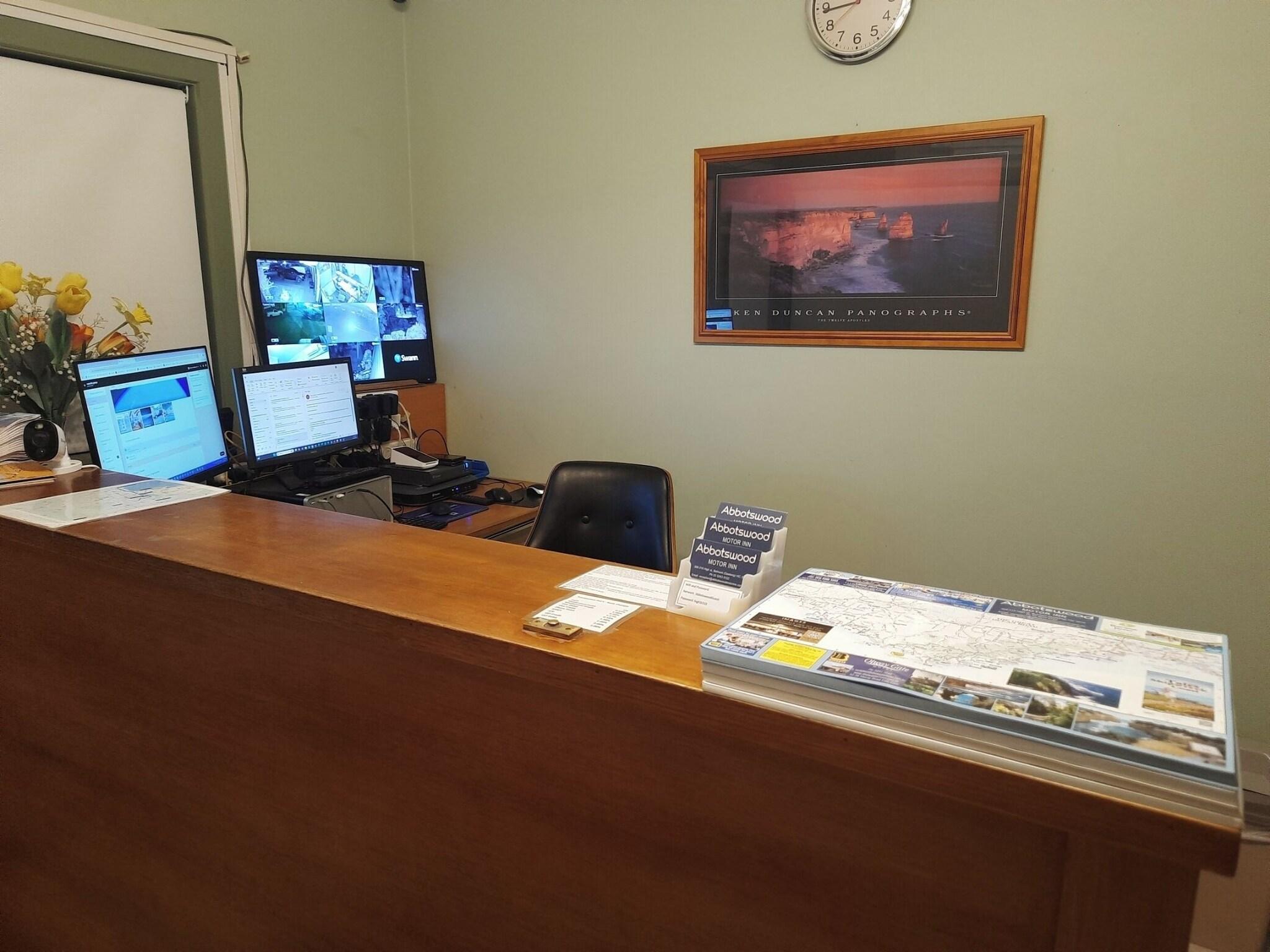 Vista Lobby Abbotswood Motor Inn