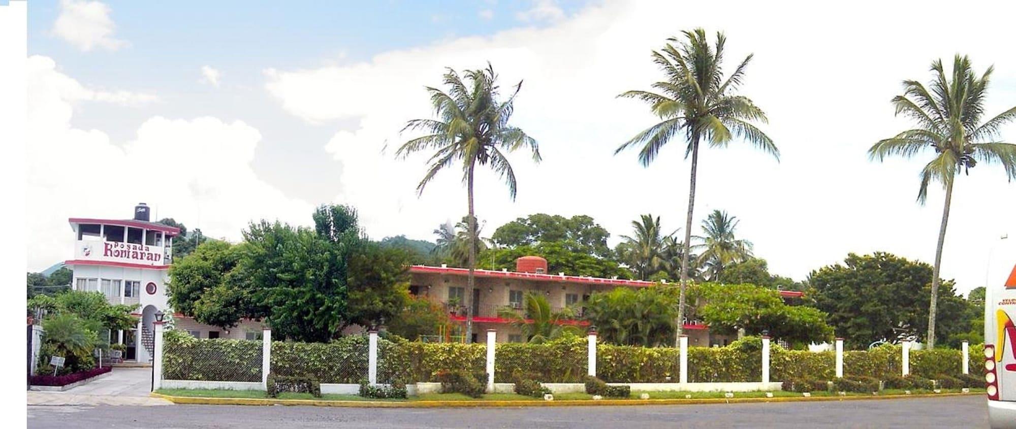 Vista Exterior Hotel Posada Koniapan