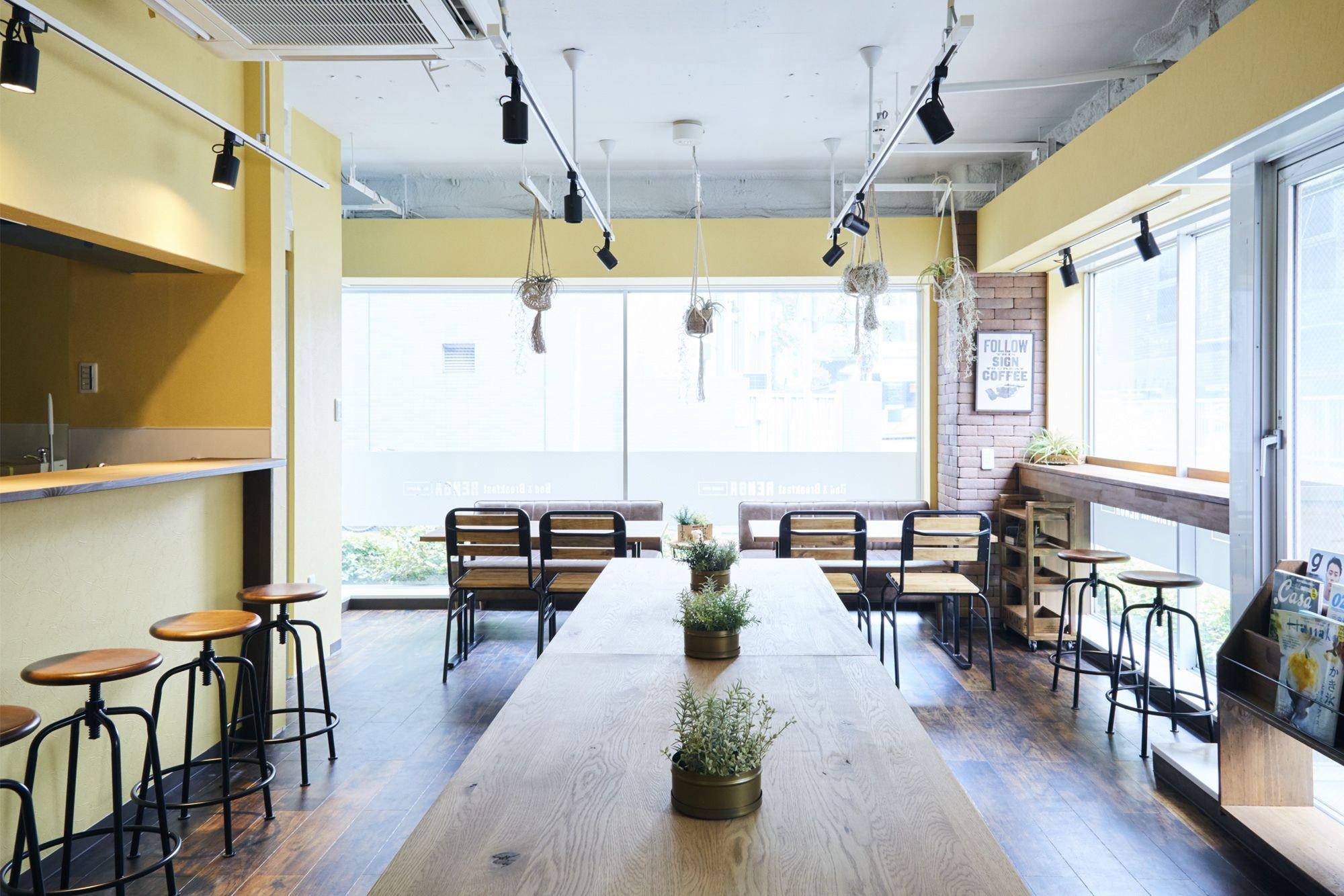 Bar/Salón Bed & Breakfast RENGA – Hostel