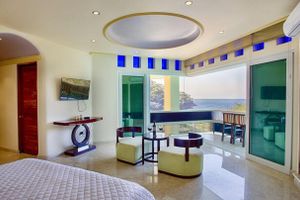 Alquiler Vacacional - Beach Frontage Family vacation Villa offering pure luxury, comfort,  relaxation