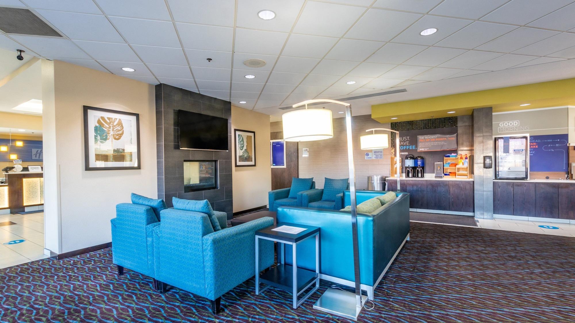 Vista Lobby Holiday Inn Express Boise - University Area by IHG