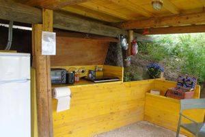 Alquiler Vacacional - The Big Pine Cone in the 3 Trees, Agnone, Molise. 4* comfort in the tree house