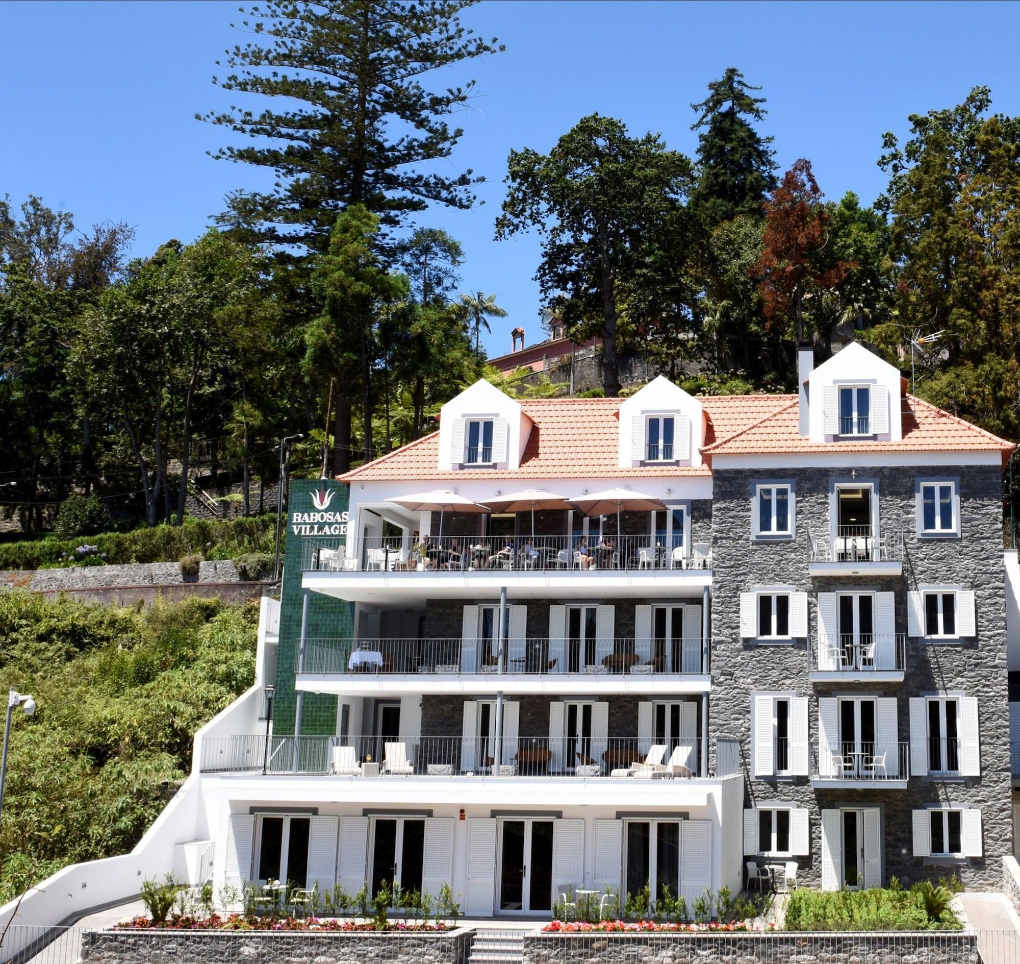 Instalaciones Recreativas Babosas Village by Our Madeira