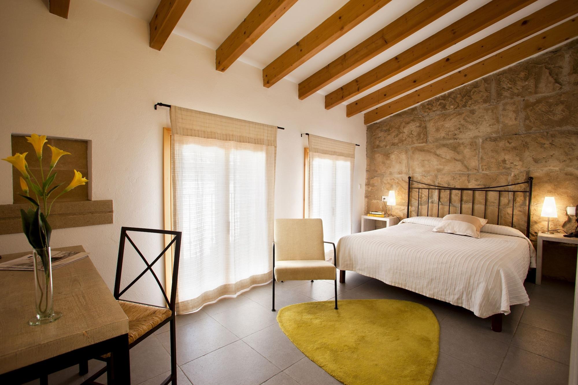 Varios L'Hostal hotel d'interior