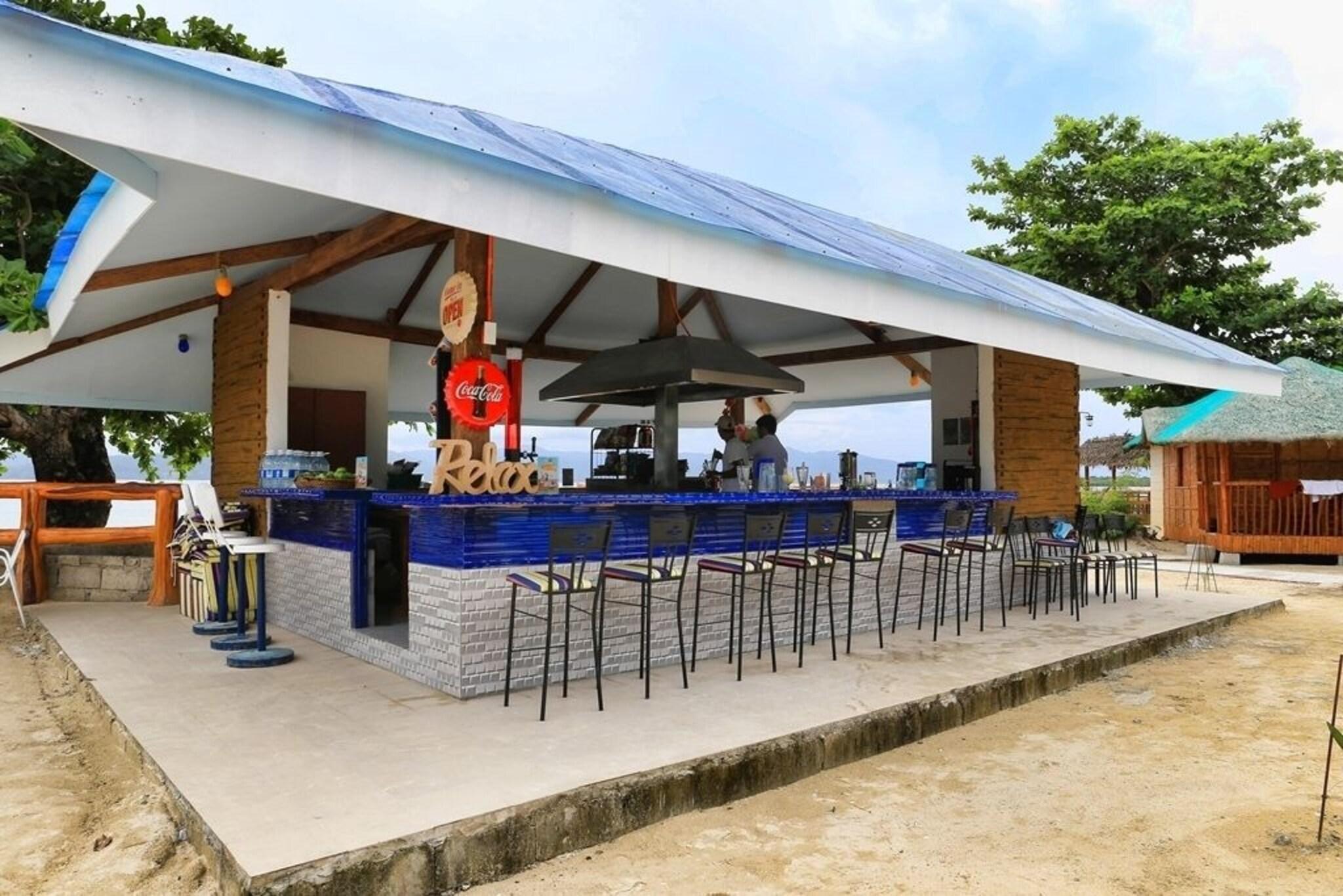 Bar/Salón Aquazul  Resort and hotel